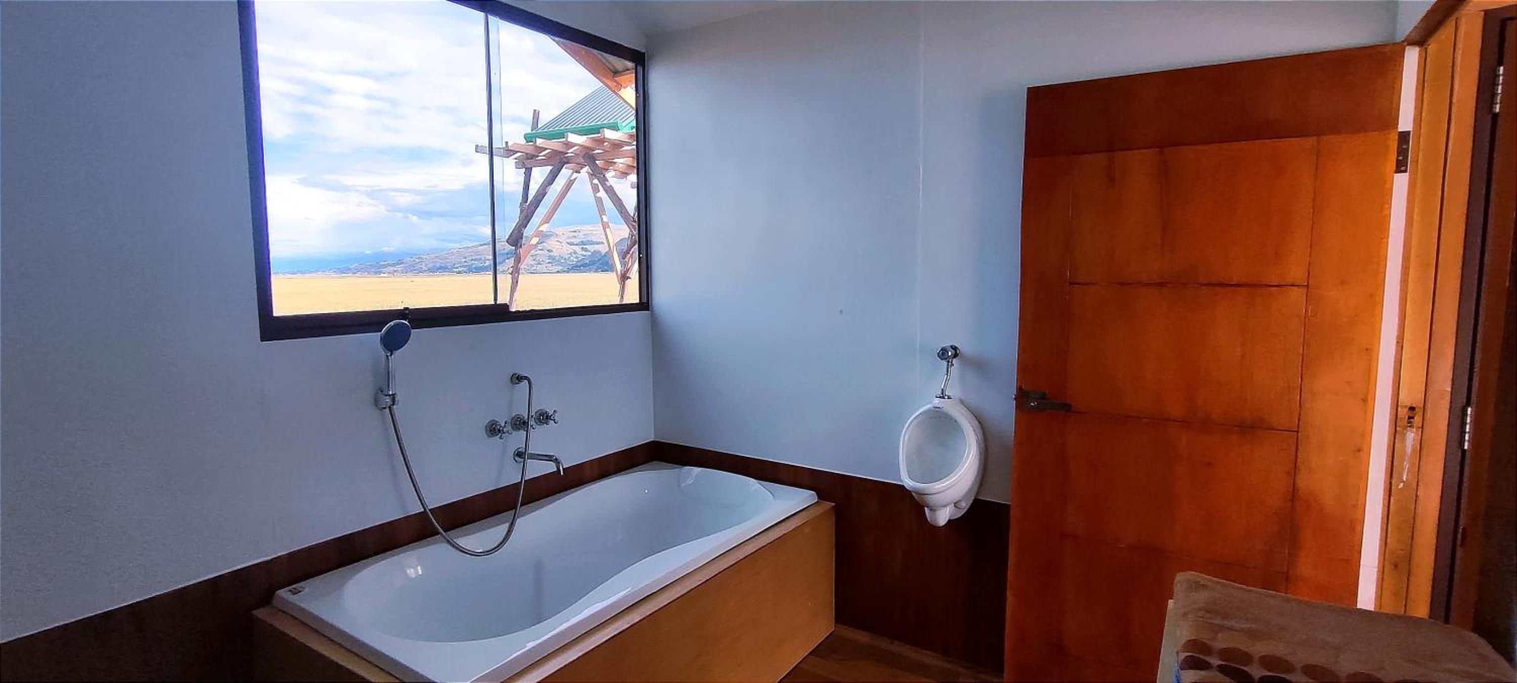 Double Room with Private Bathroom photo 3