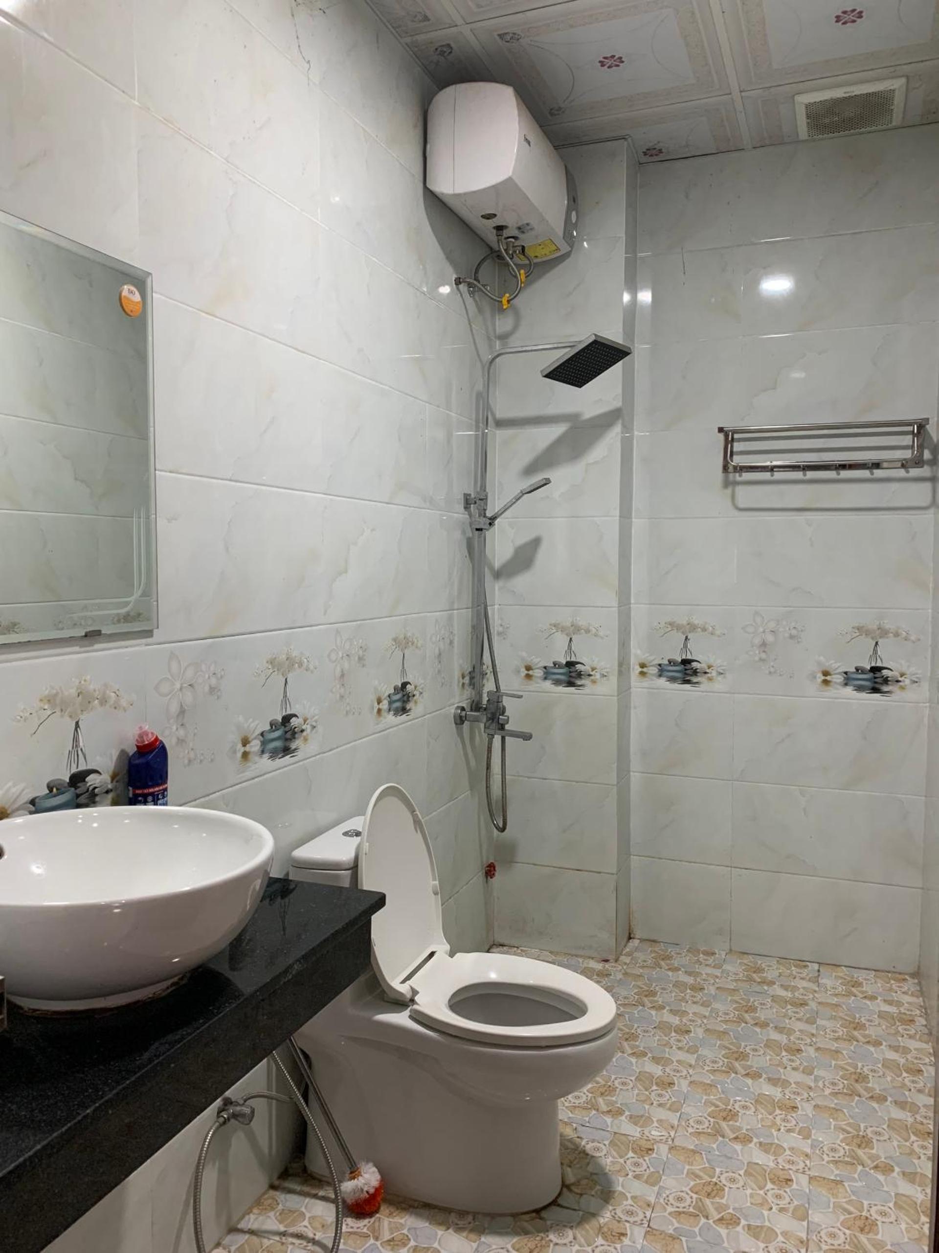 Large Double Room photo 1