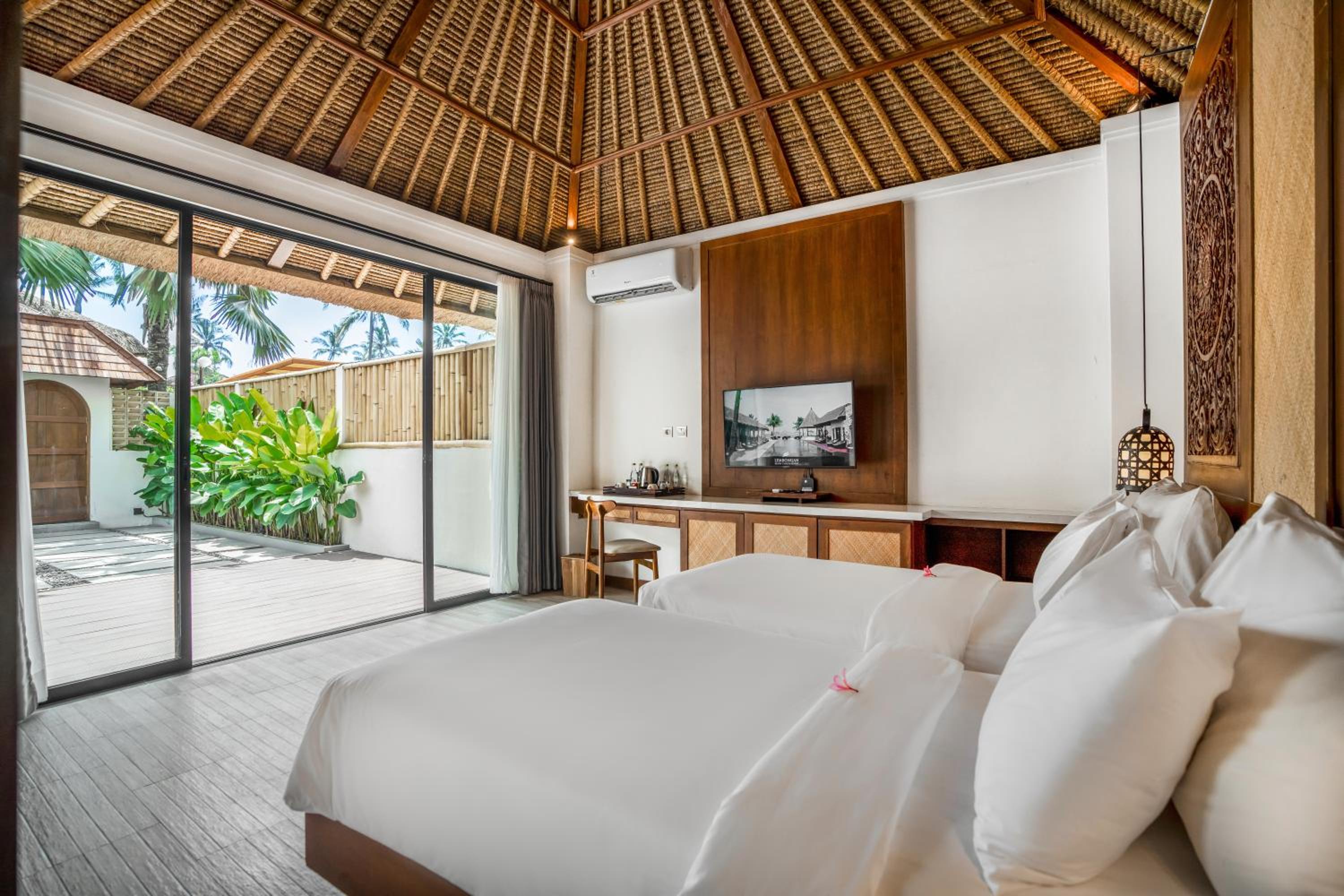 Two Bedroom Private Pool Villa with Shuttle Denpasar - Candidasa - Denpasar - Photo 4