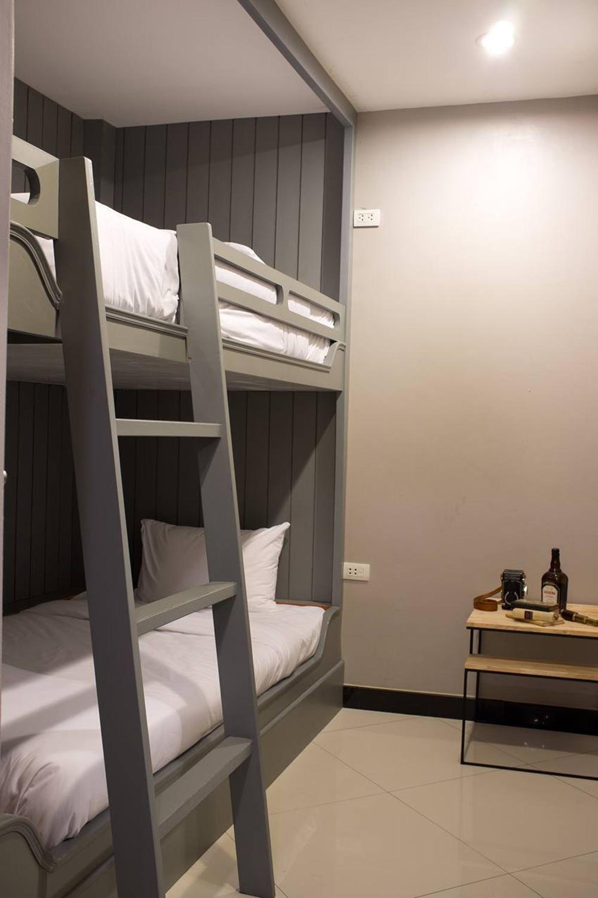 Twin Room with Private Bathroom photo 3