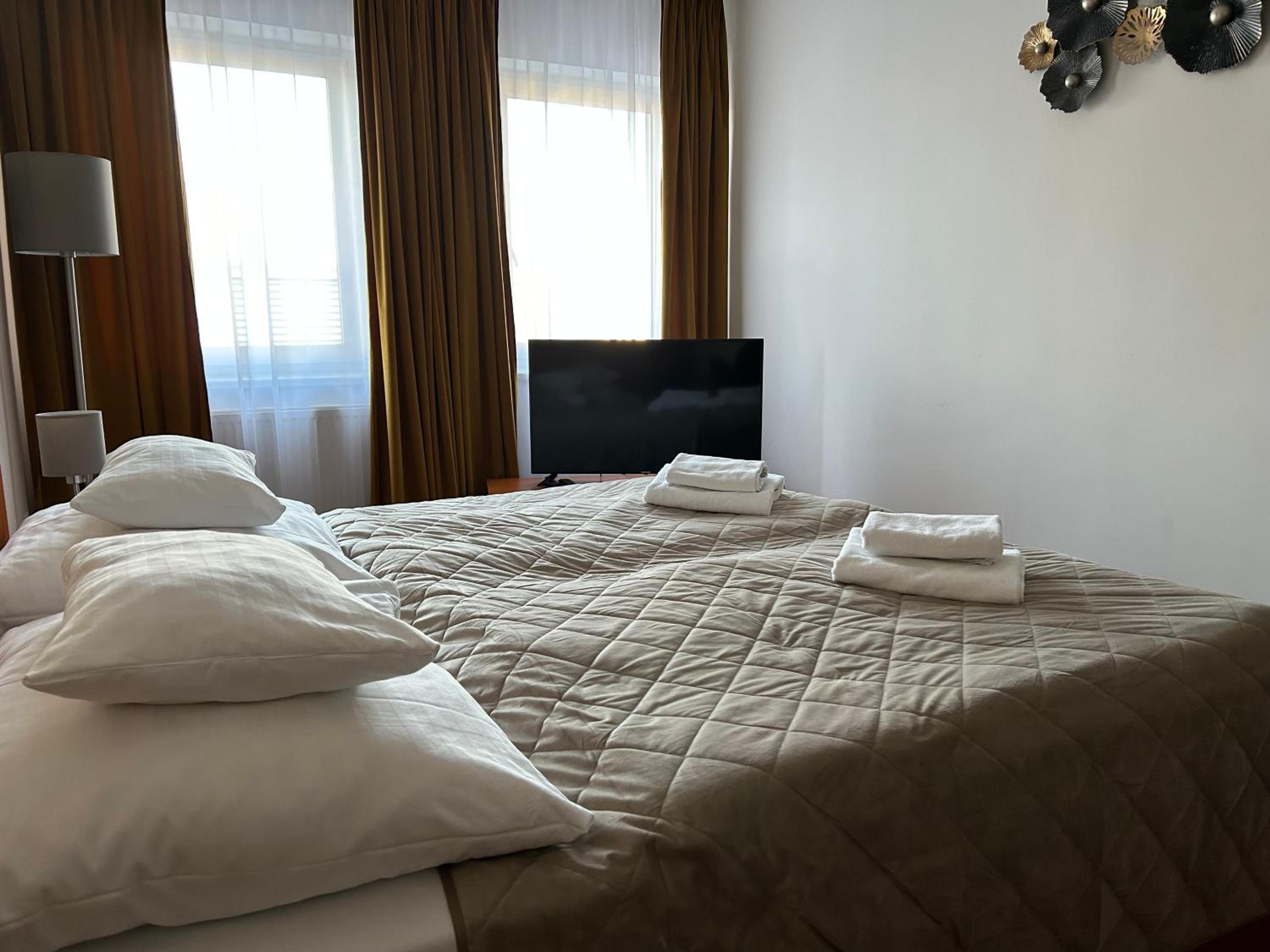 Standard Triple Room - Photo 7