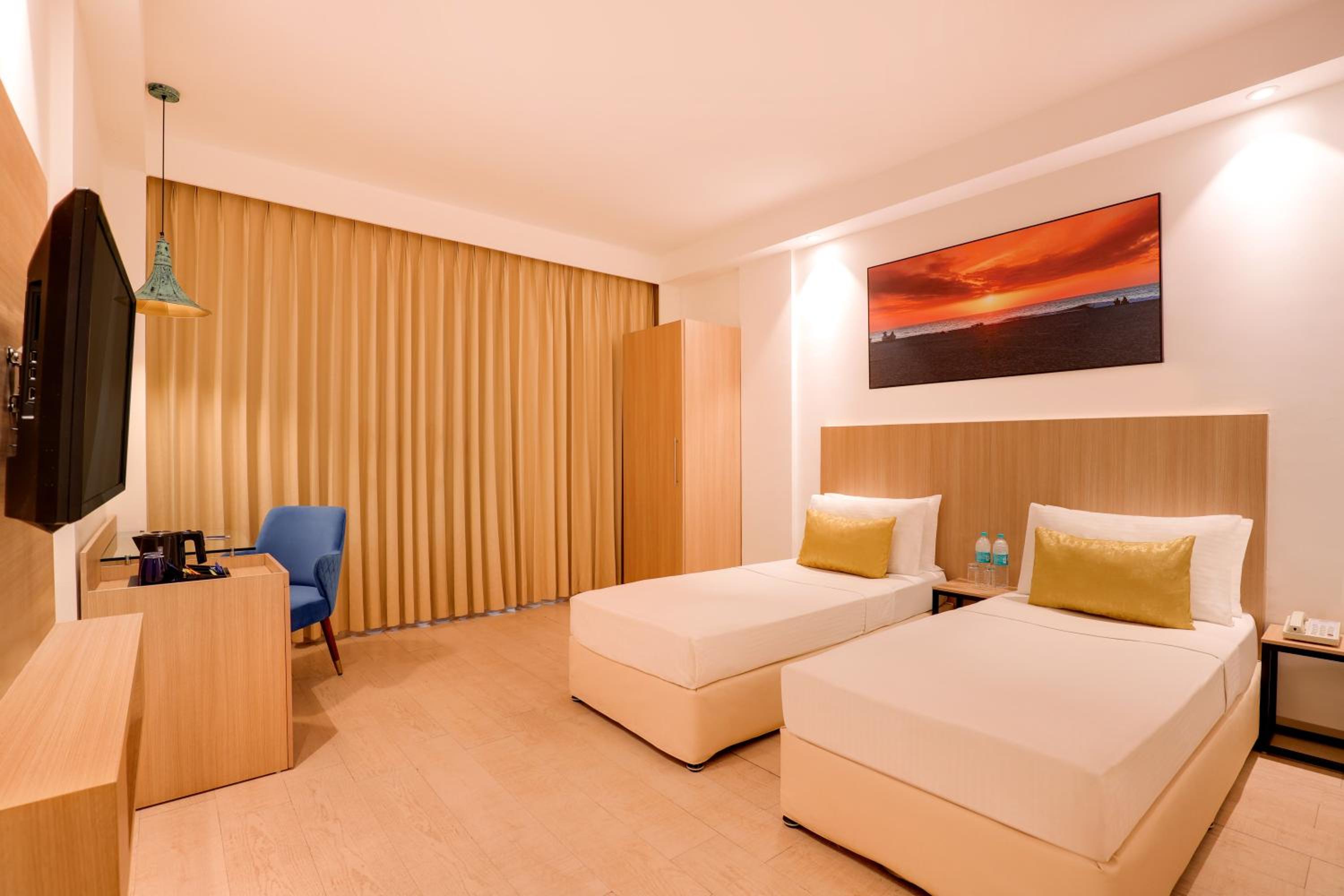 Deluxe Twin Room - Photo 1