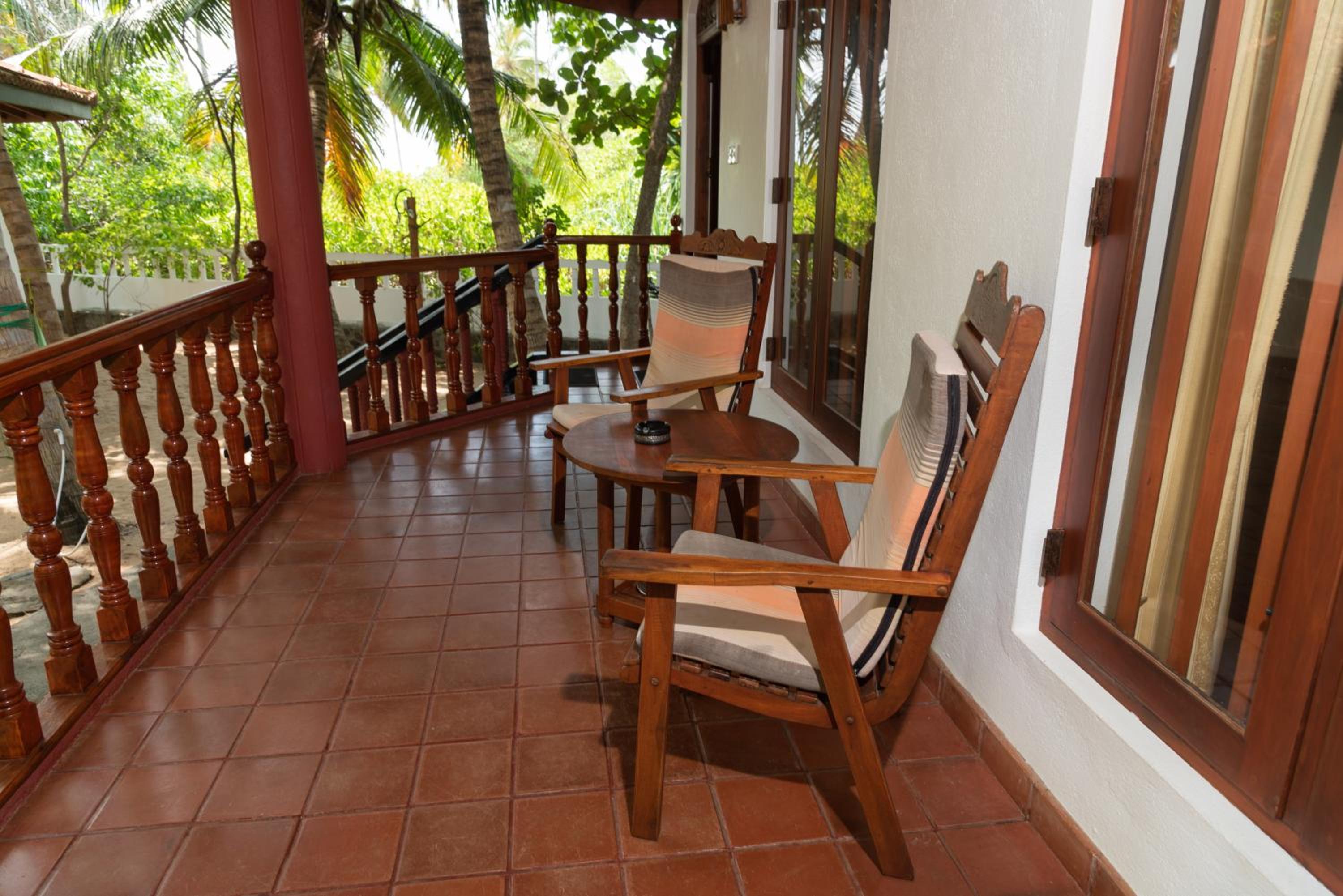 Bungalow with Garden View photo 2