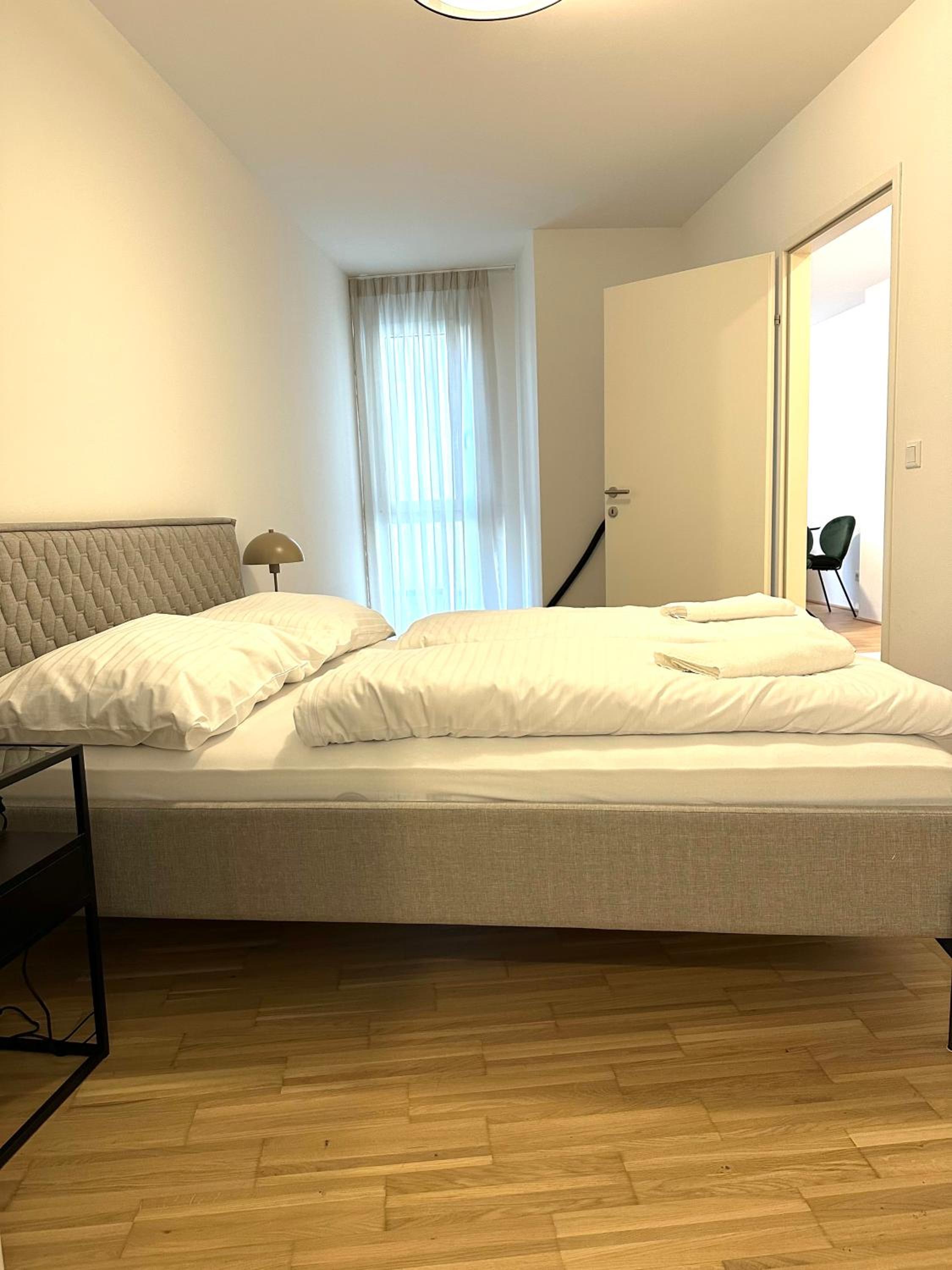 One-Bedroom Apartment with Balcony