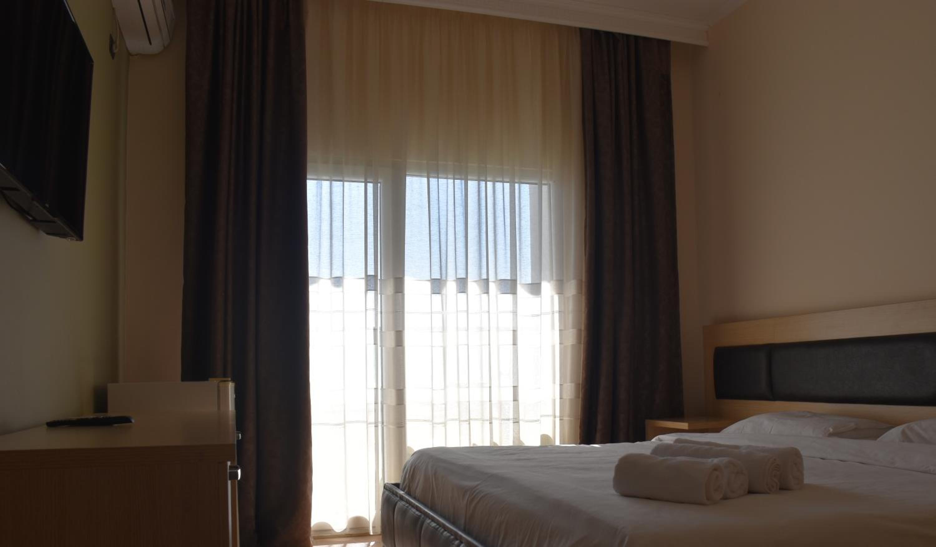 Standard Double Room photo 3