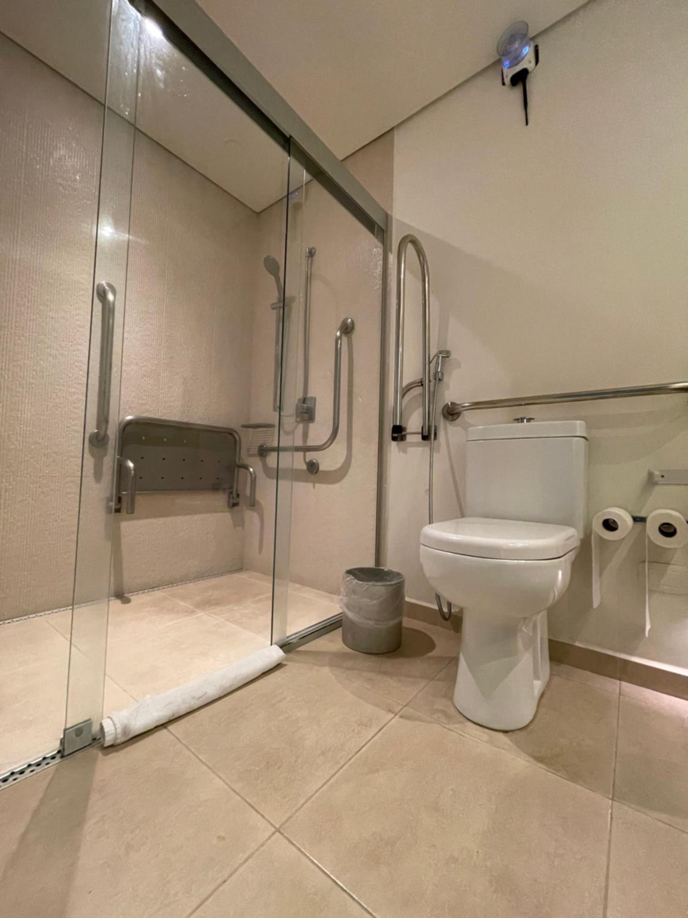 Triple Room - Disability Access - Photo 1
