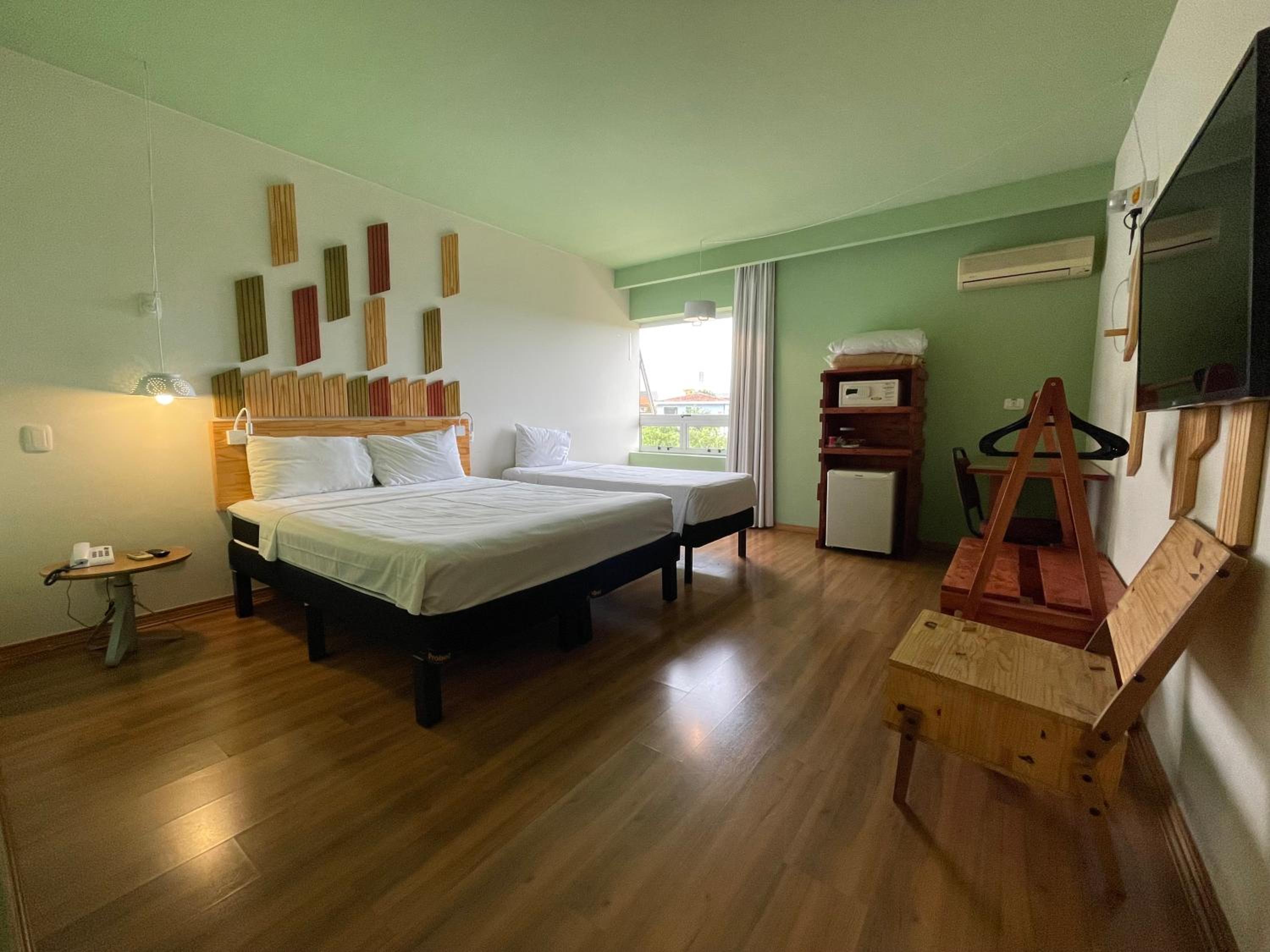 Triple Room - Disability Access - Photo 4