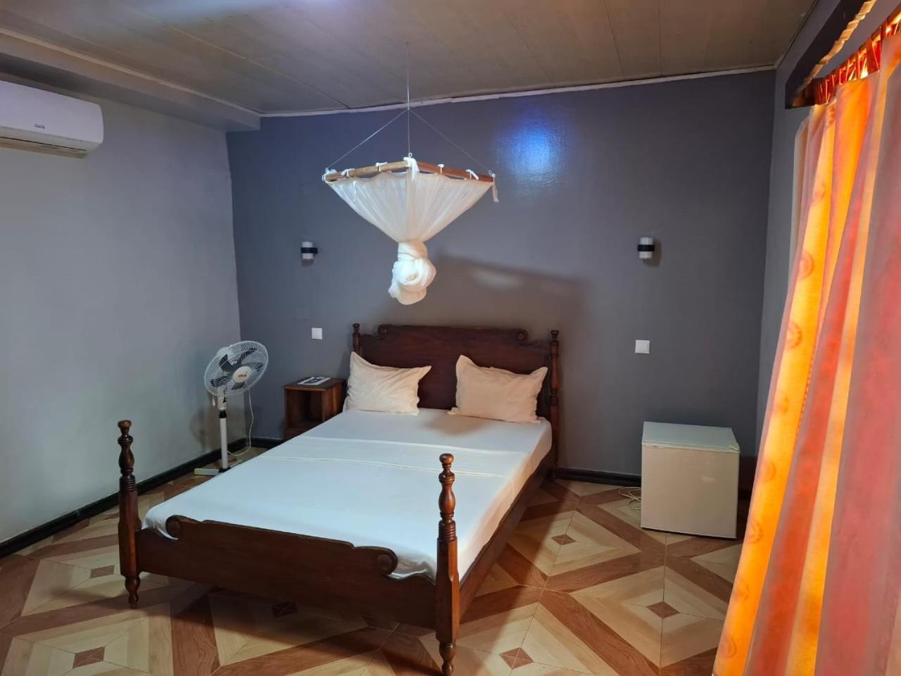 Economy Double Room photo 2