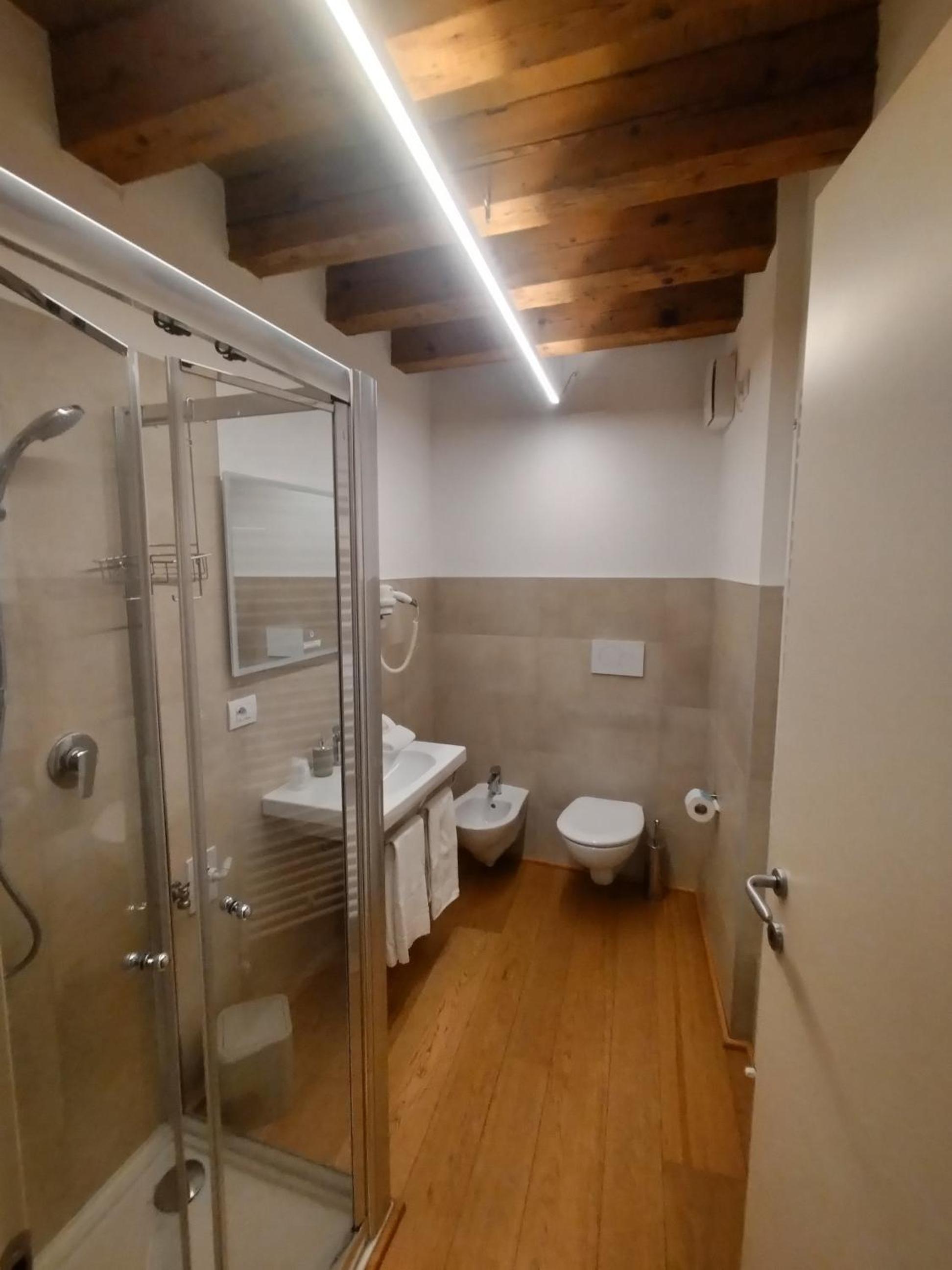 Two-Bedroom Deluxe Apartment - Photo 1