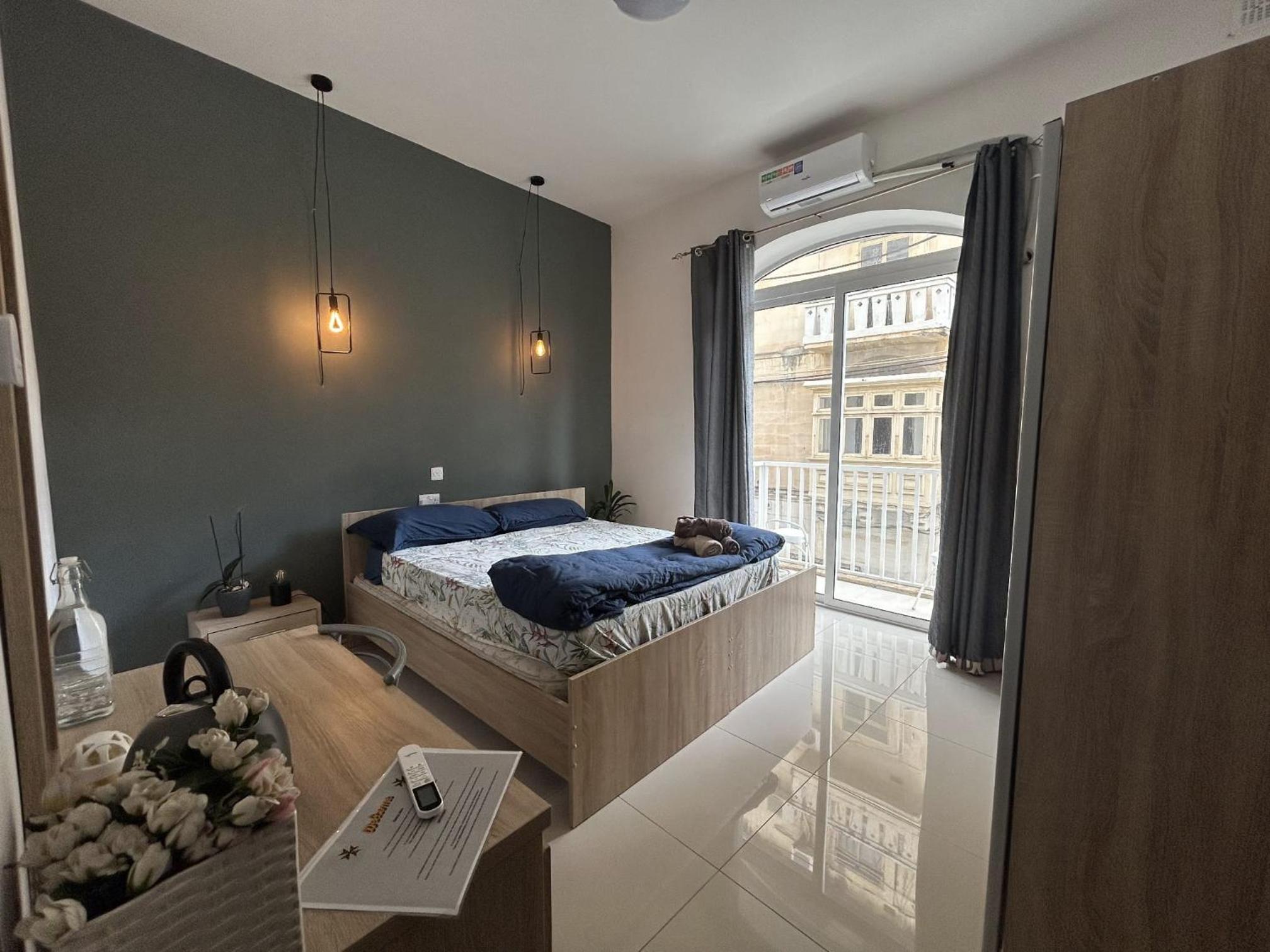 Deluxe Double Room With Balcony