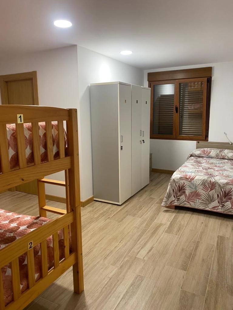 Triple Room With Private Bathroom photo 3