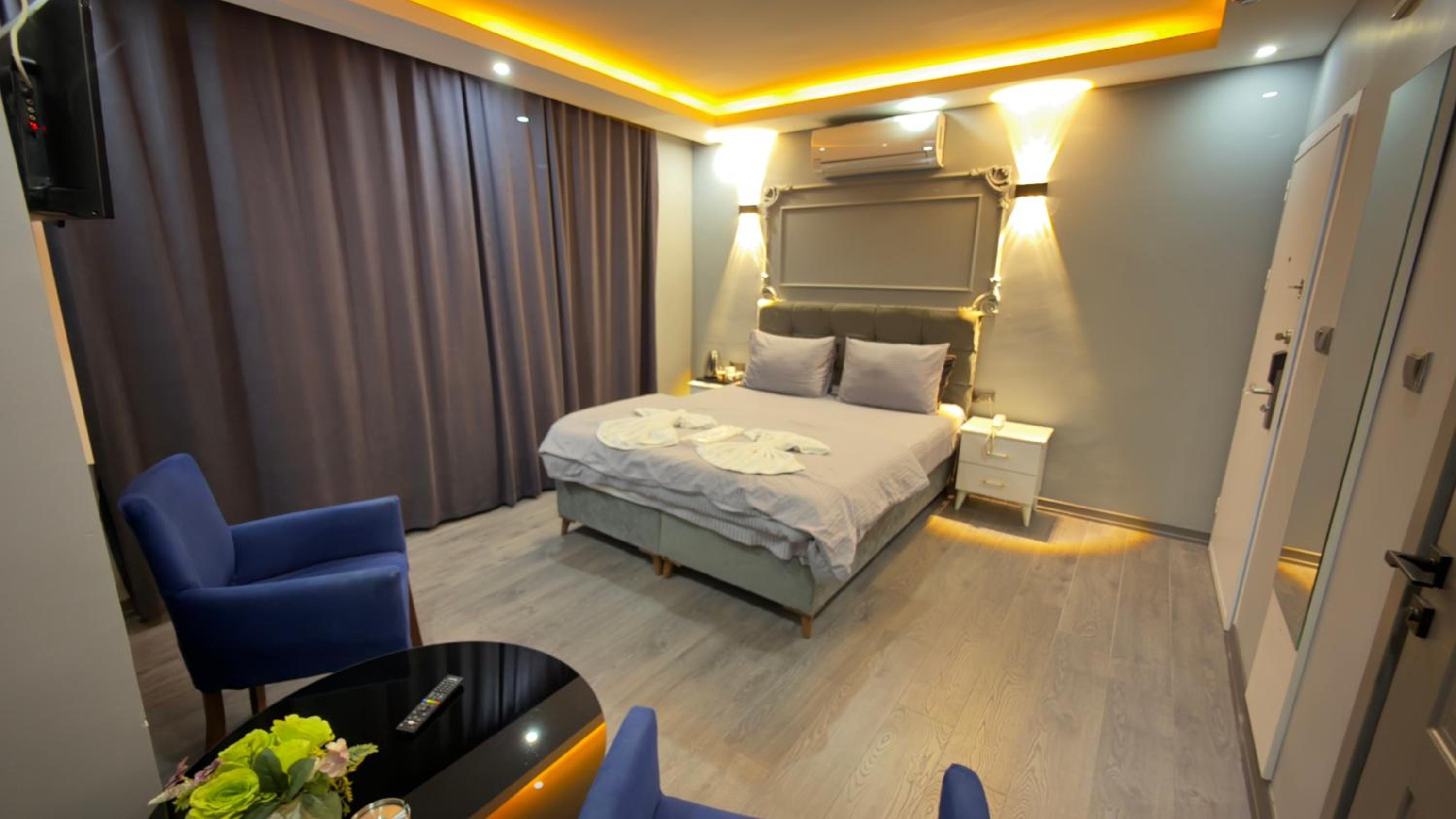 Double Room with Private Bathroom photo 3