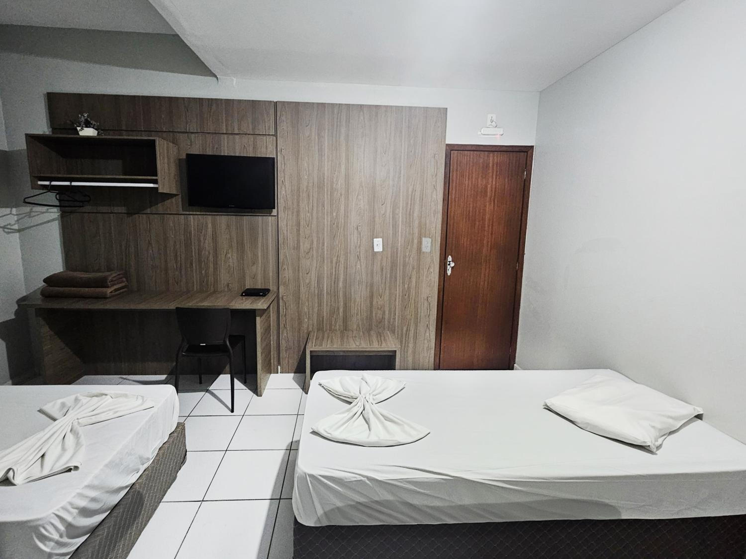 Standard Triple Room photo 3