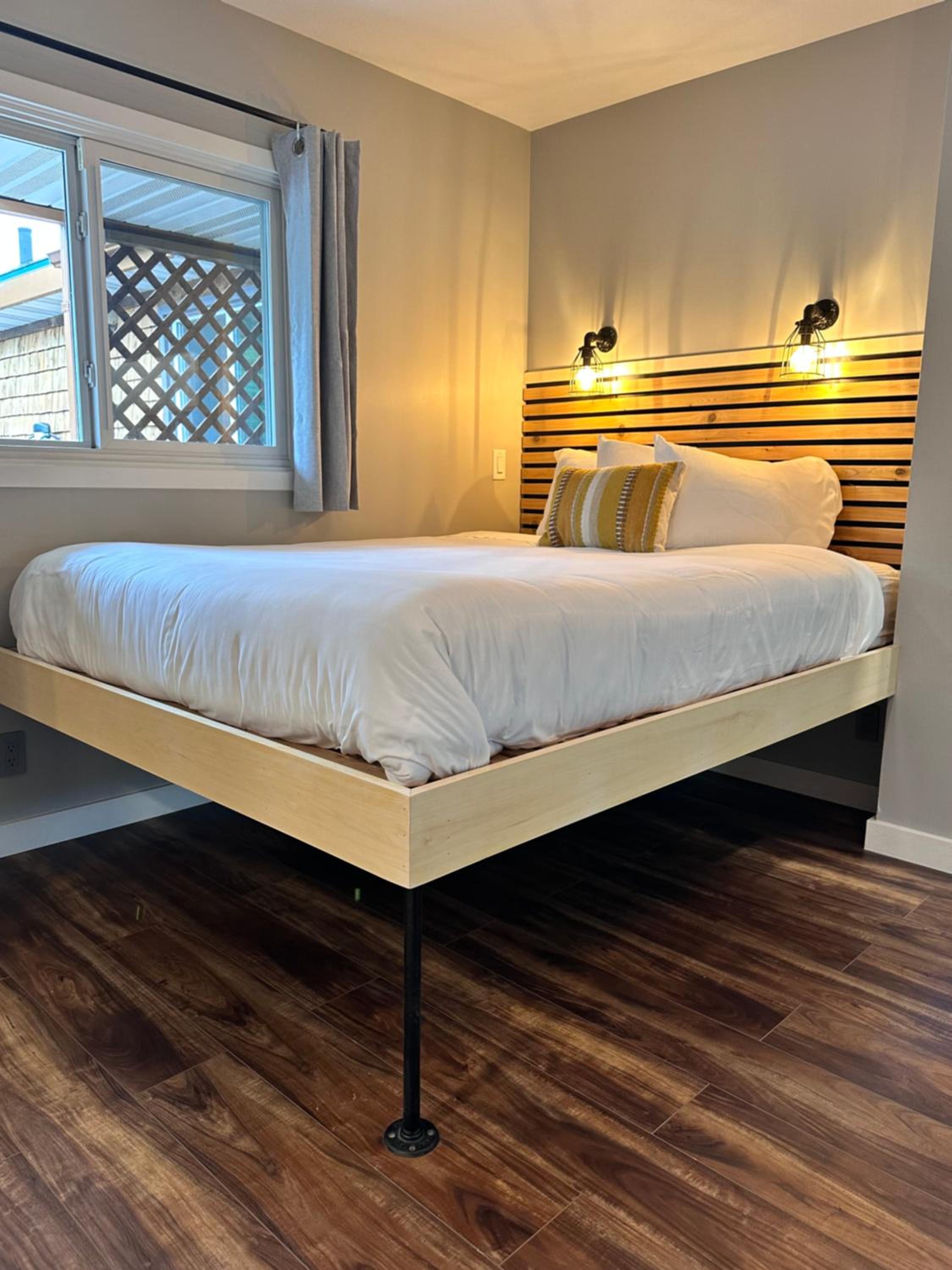 Studio - Split Level