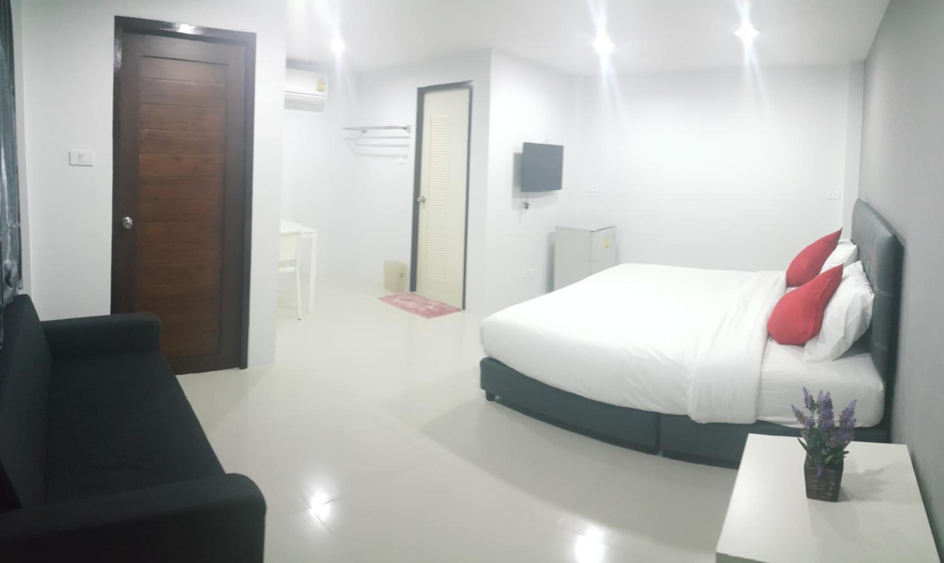 Single Room with Balcony photo 1