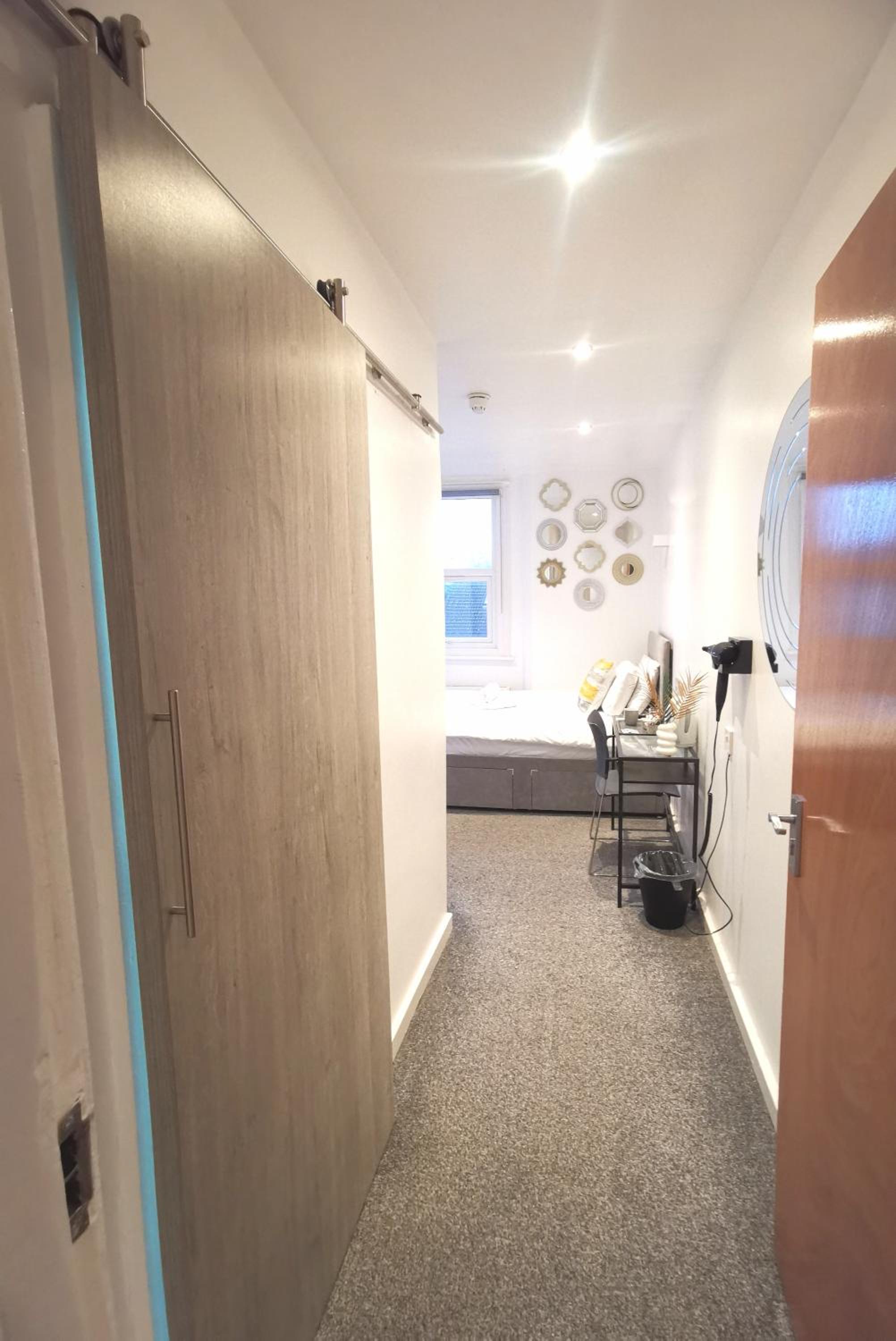 Deluxe Single Room photo 3