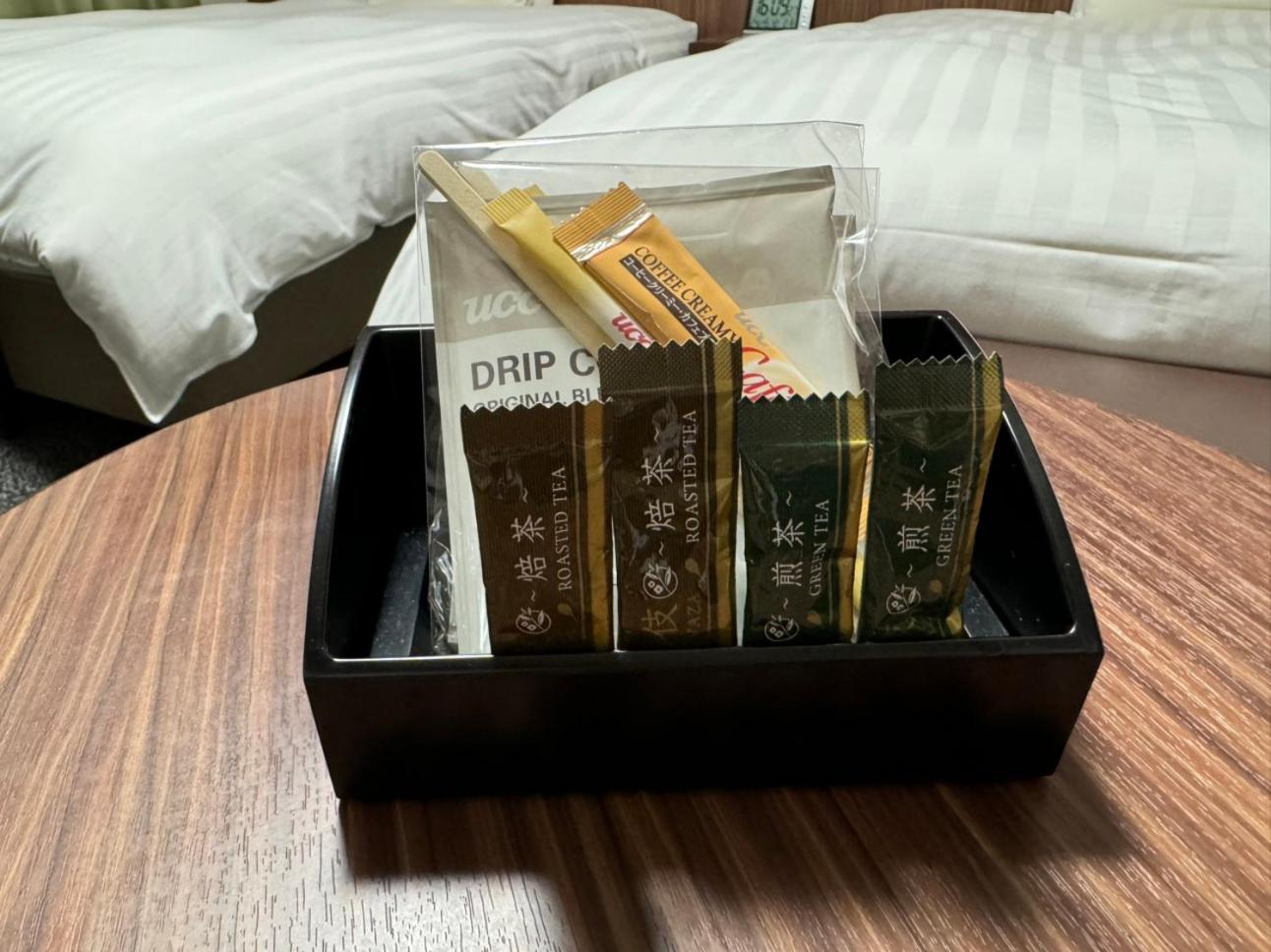 Non-Smoking Queen Room, check-in from 15:00 / check-out until 13:00 (22-hour stay)