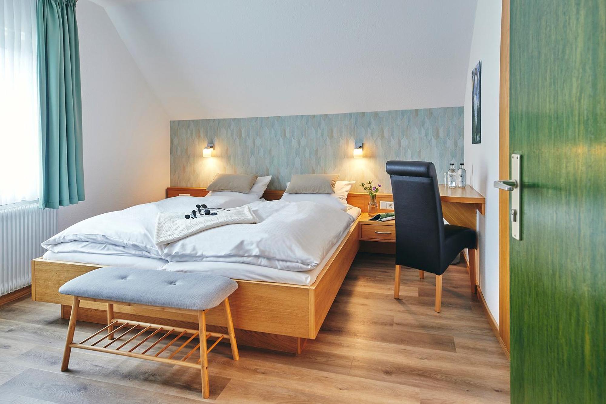 Economy Double Room photo 1