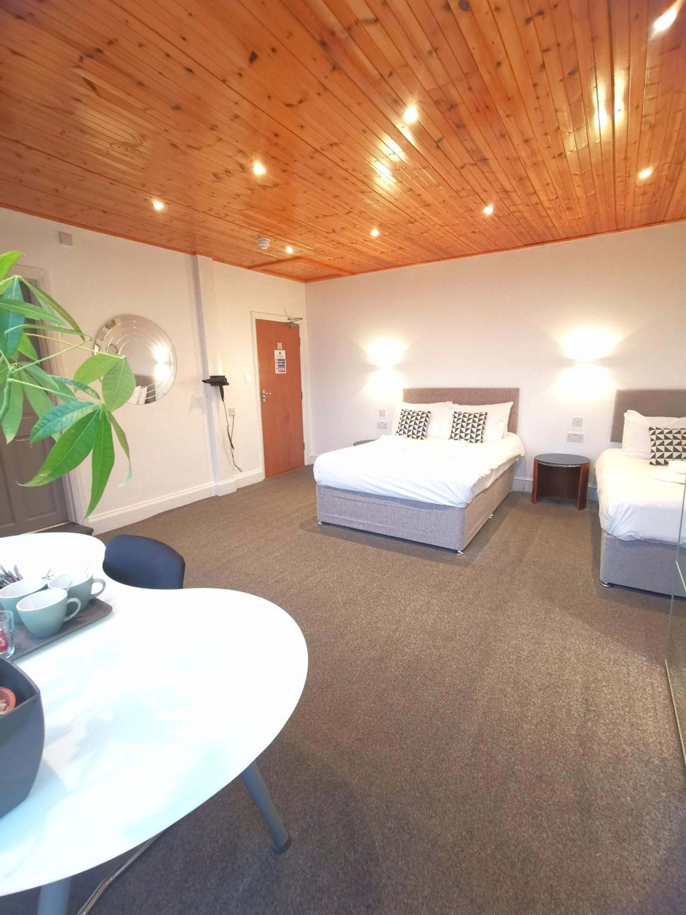 Deluxe Triple Room - Photo 5