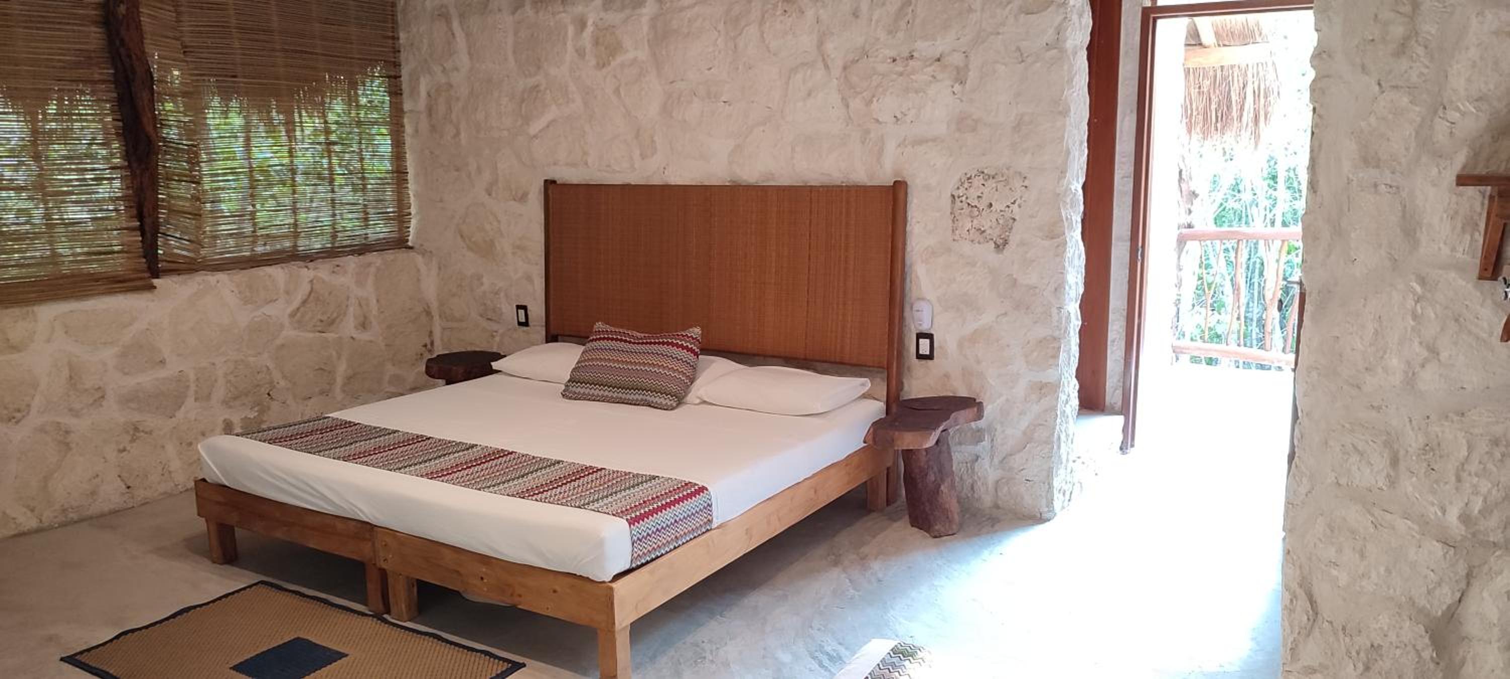 Family Bungalow - Photo 2
