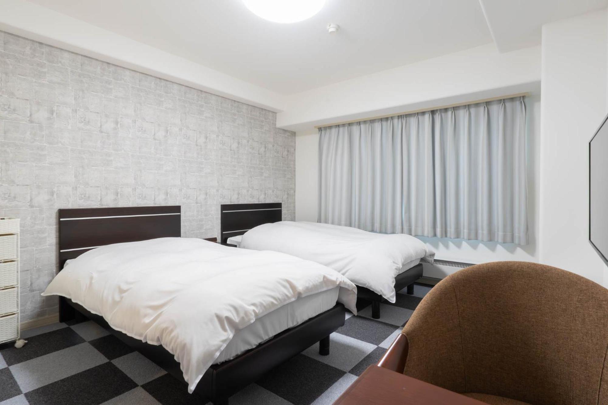 Superior Western Room 707