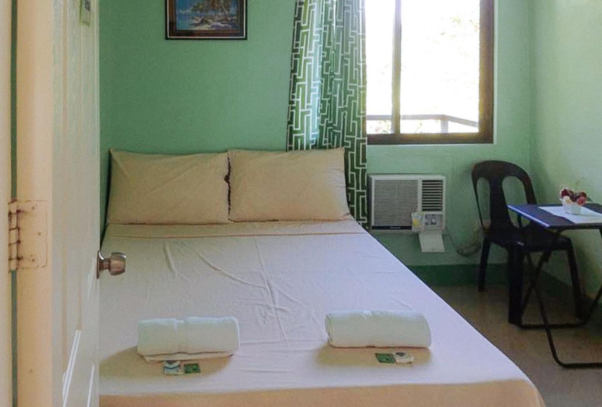 Standard Double Room photo 2