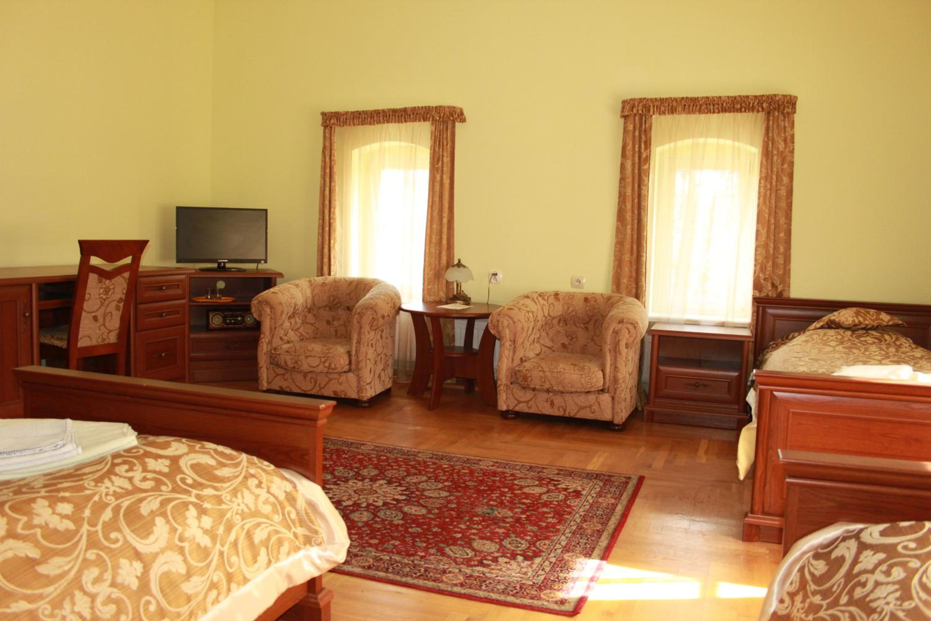 Triple Room With Bathroom photo 1
