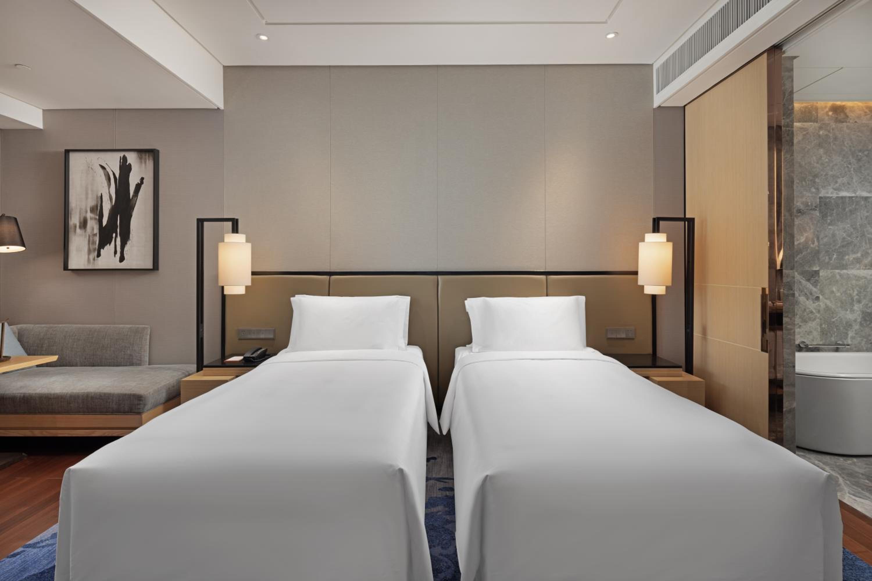 Superior Room Twin photo 3