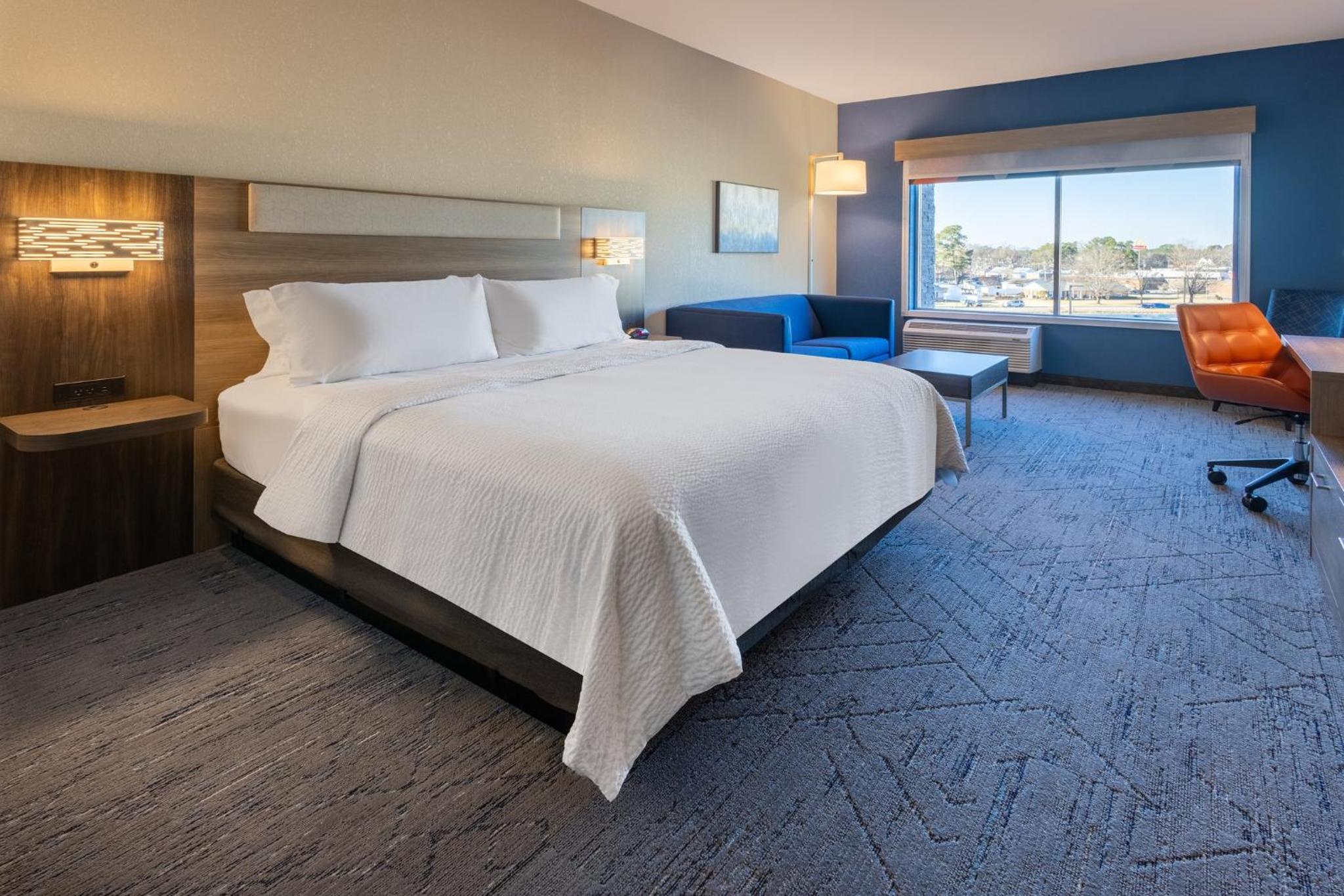 King Suite - Photo 6