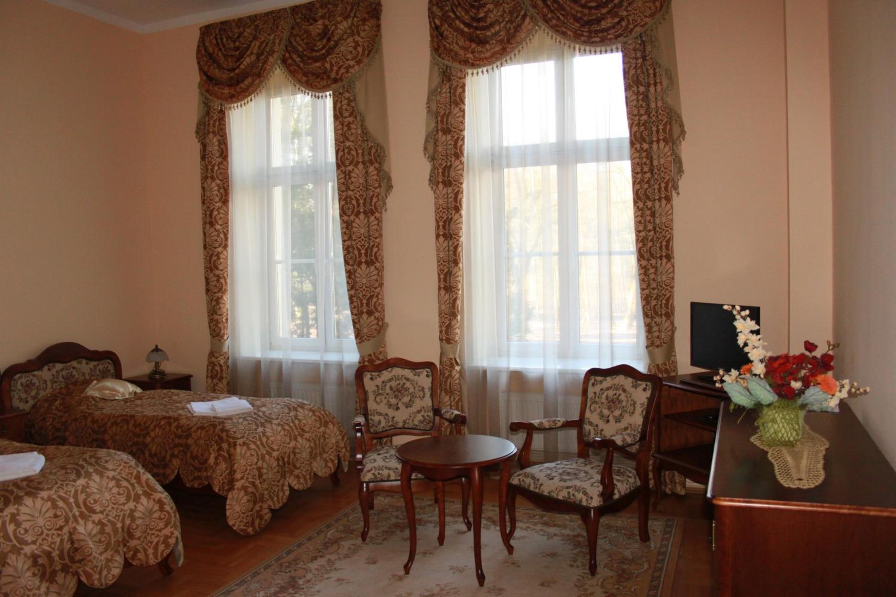 Triple Room With Private Bathroom photo 1