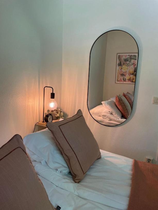 Economy Double Room - Photo 3