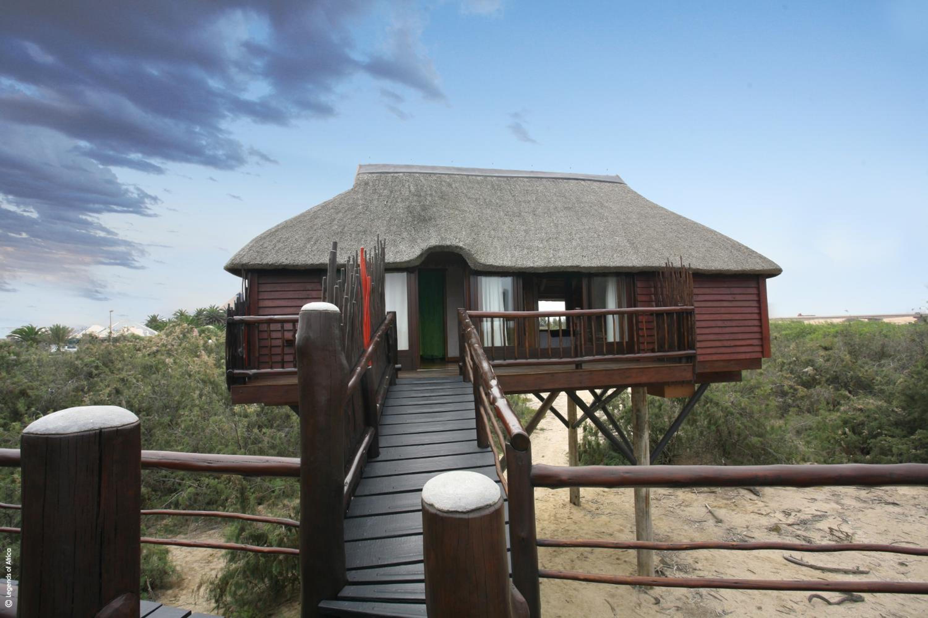 Bungalow with Partial Sea View