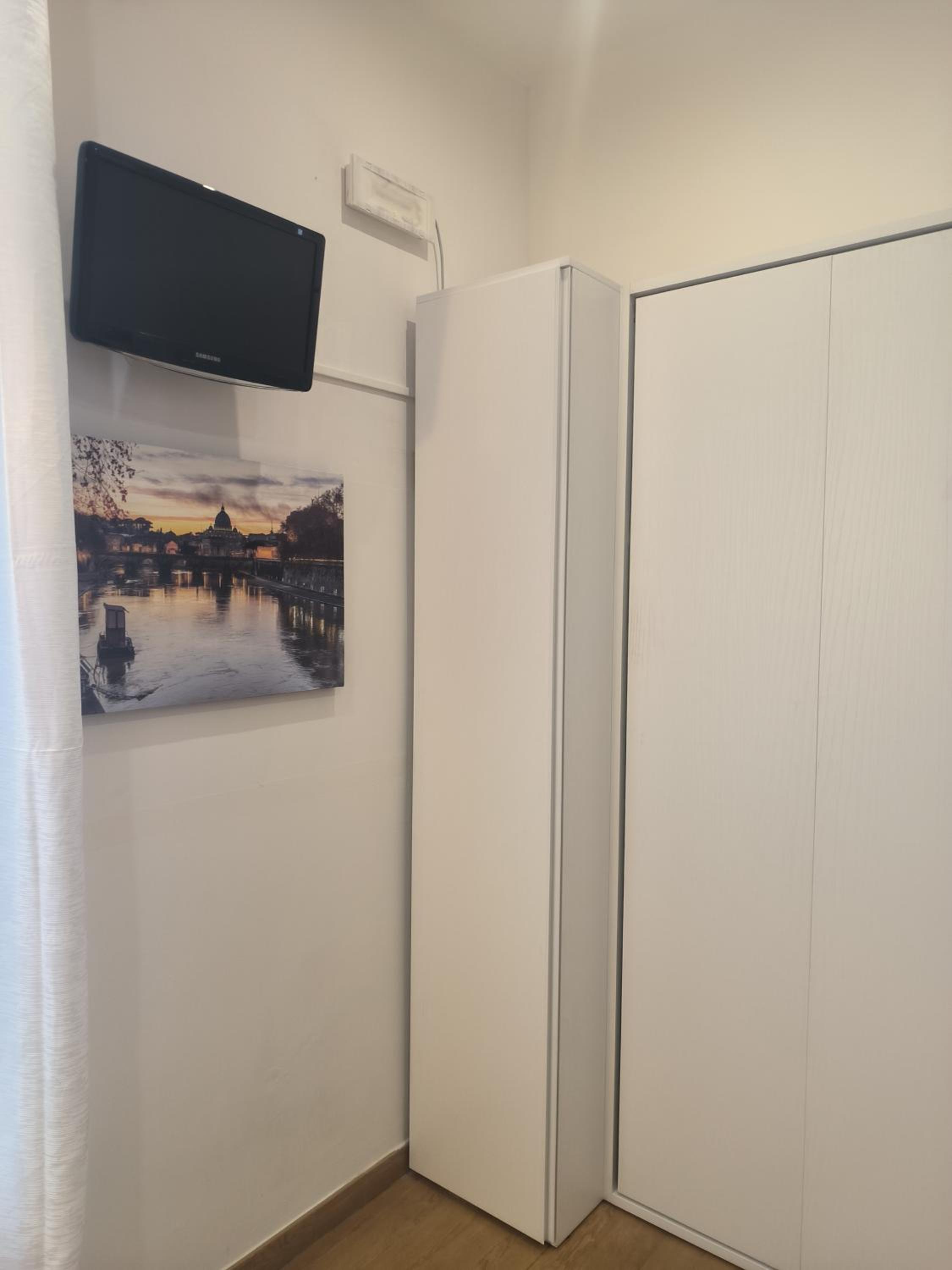 Double Room with Private External Bathroom photo 2
