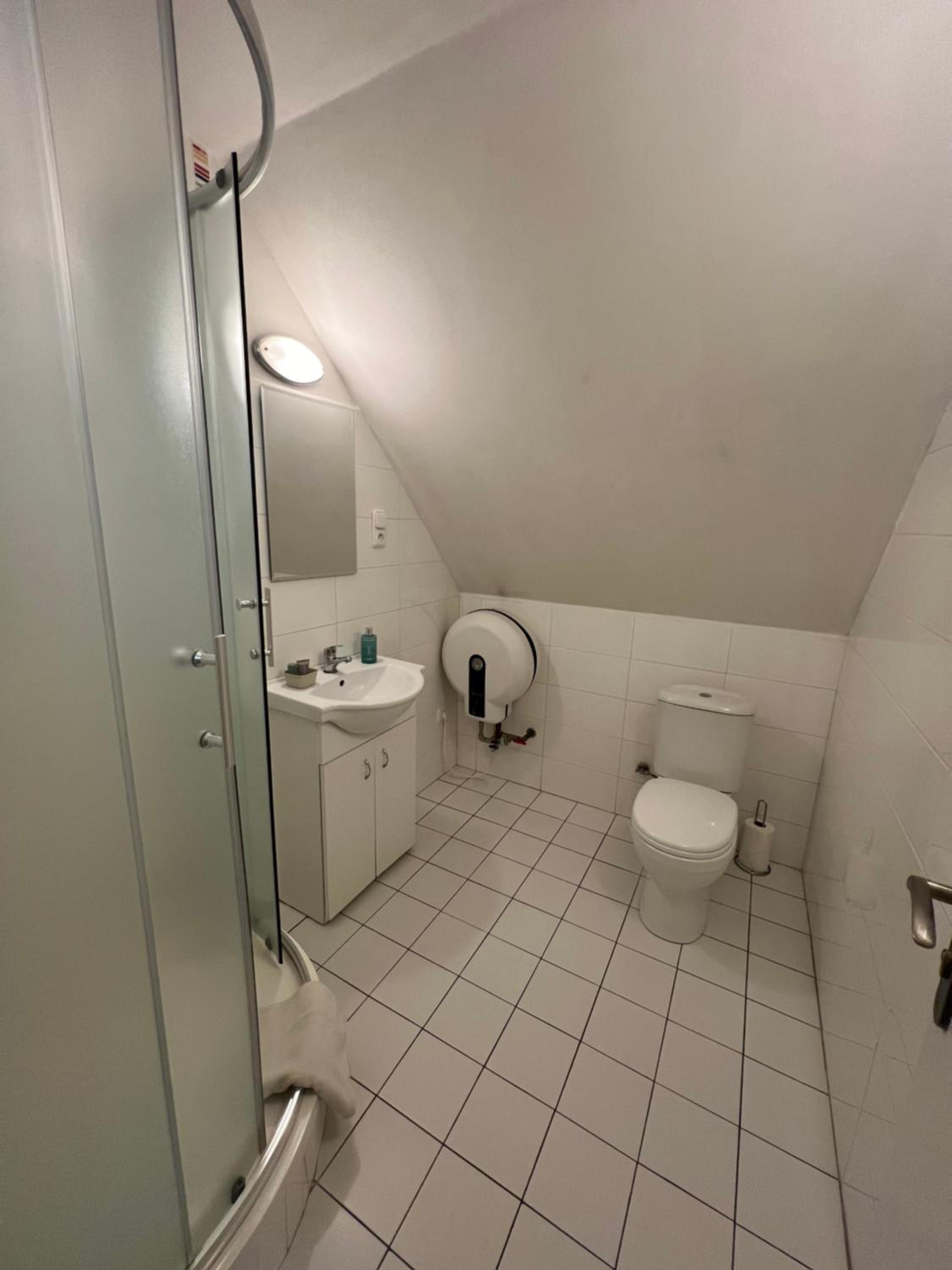 Quadruple Room with Private External Bathroom photo 3