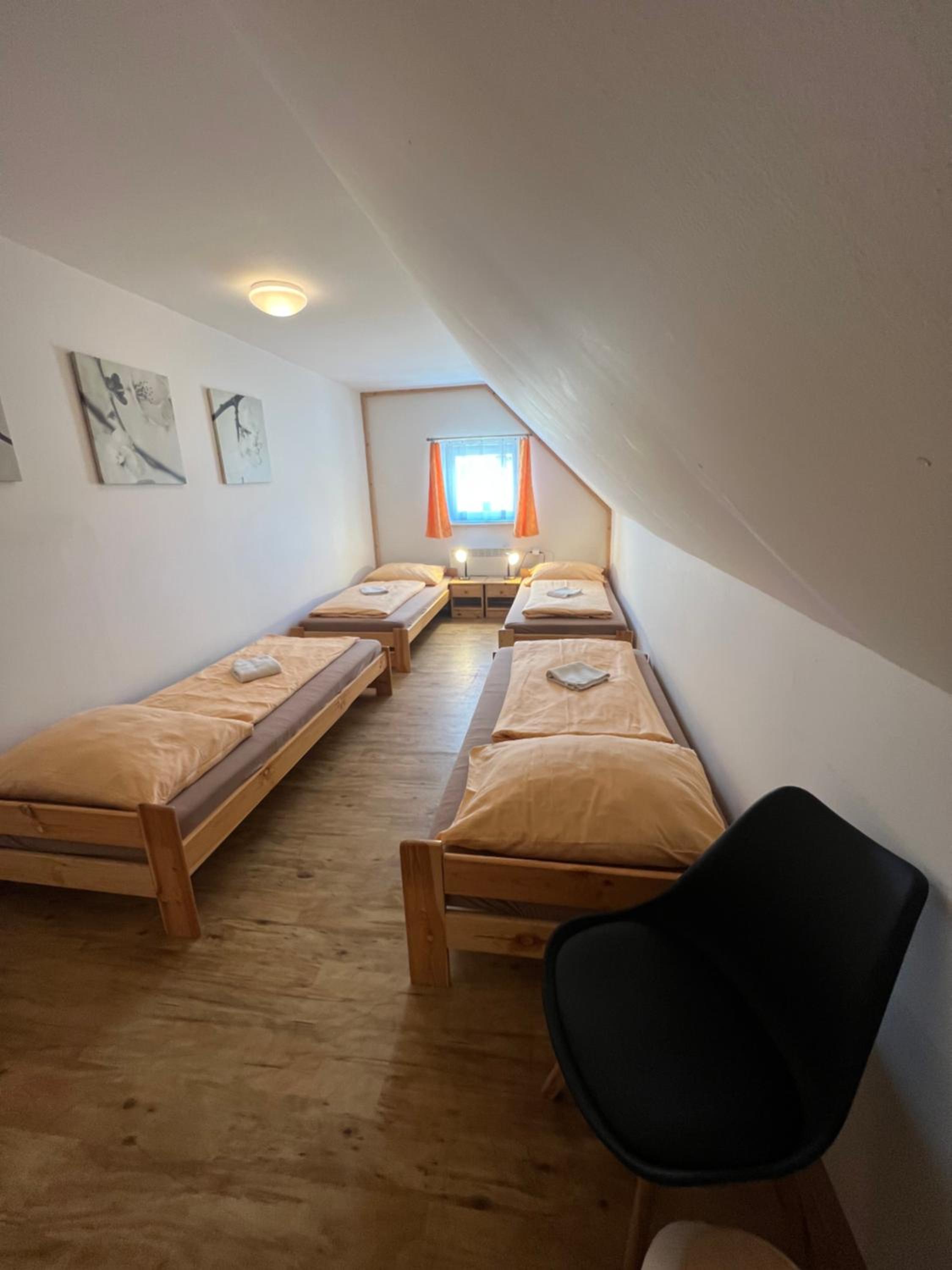 Quadruple Room with Private External Bathroom photo 2