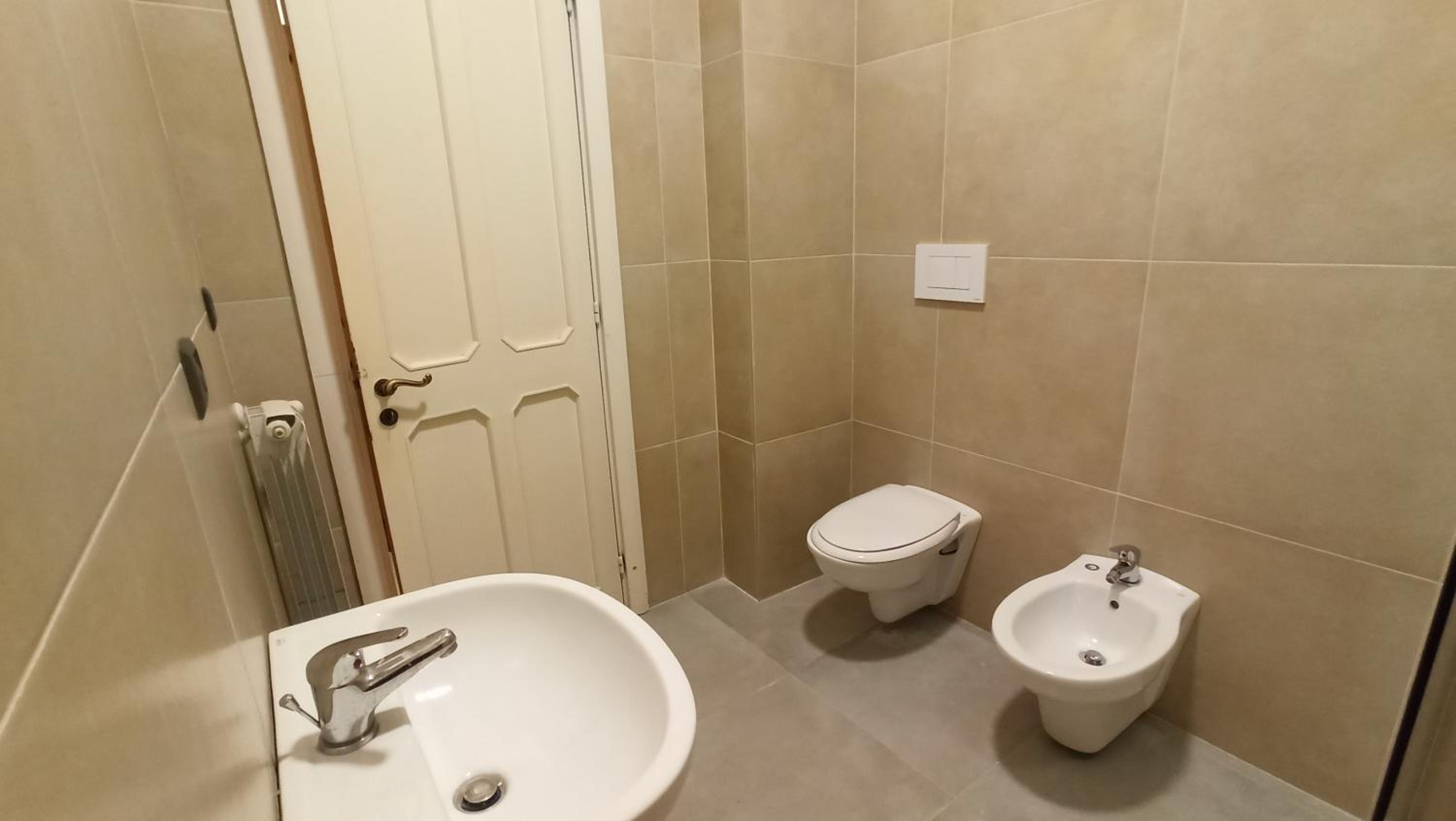 Double Room with Shared Bathroom photo 2