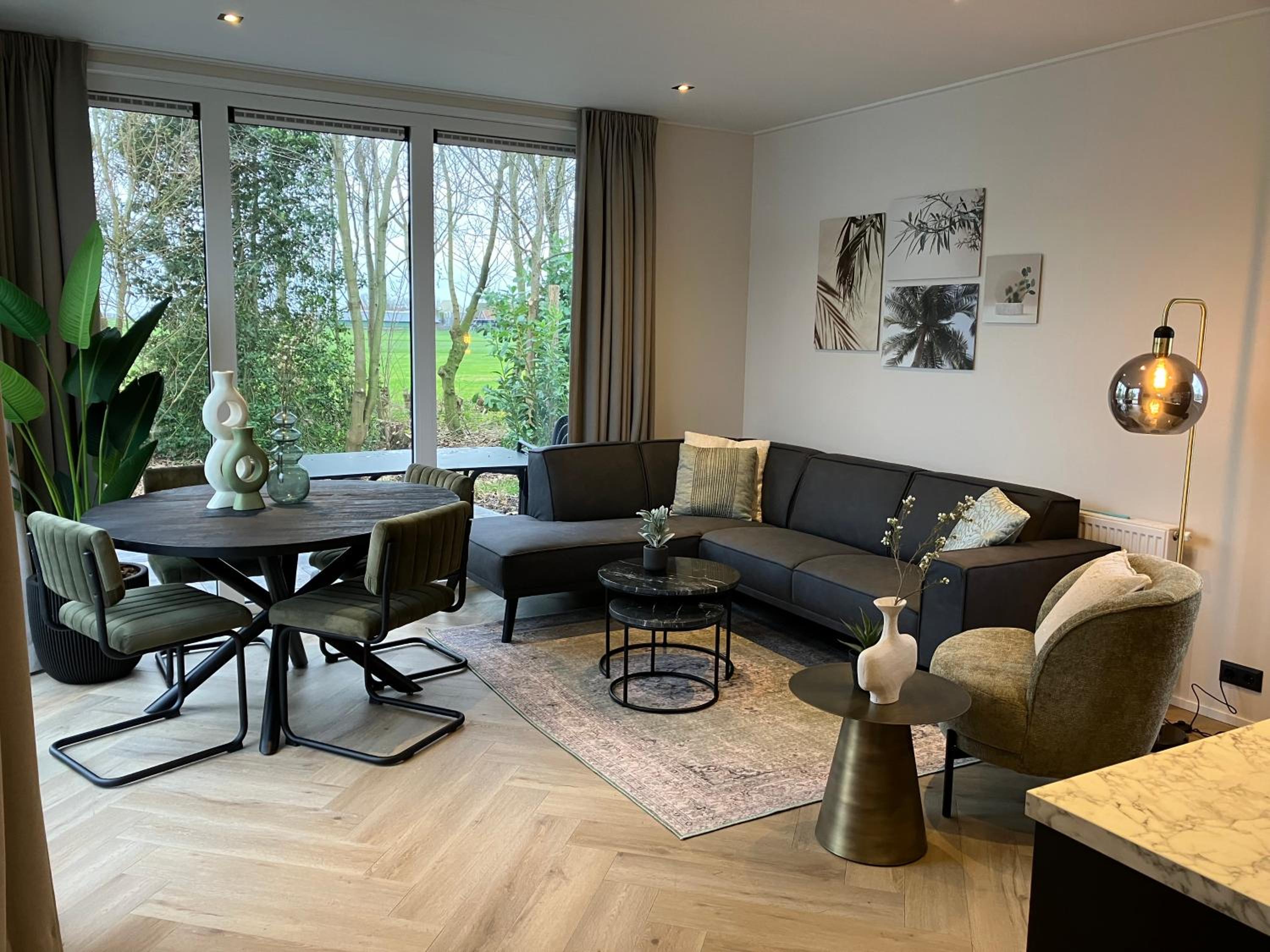 Two-Bedroom Bungalow photo 3