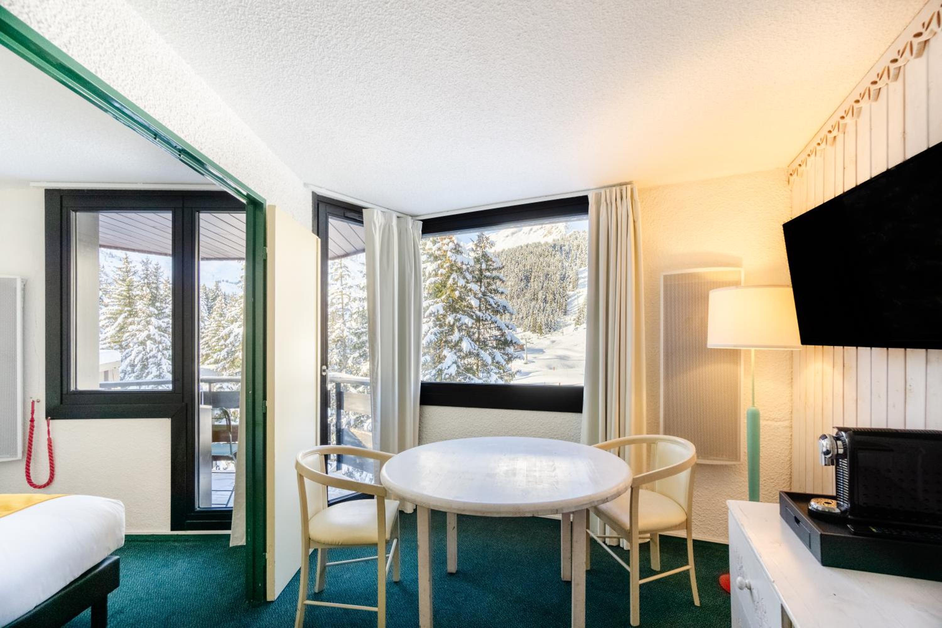 Quadruple Room with Balcony photo 2