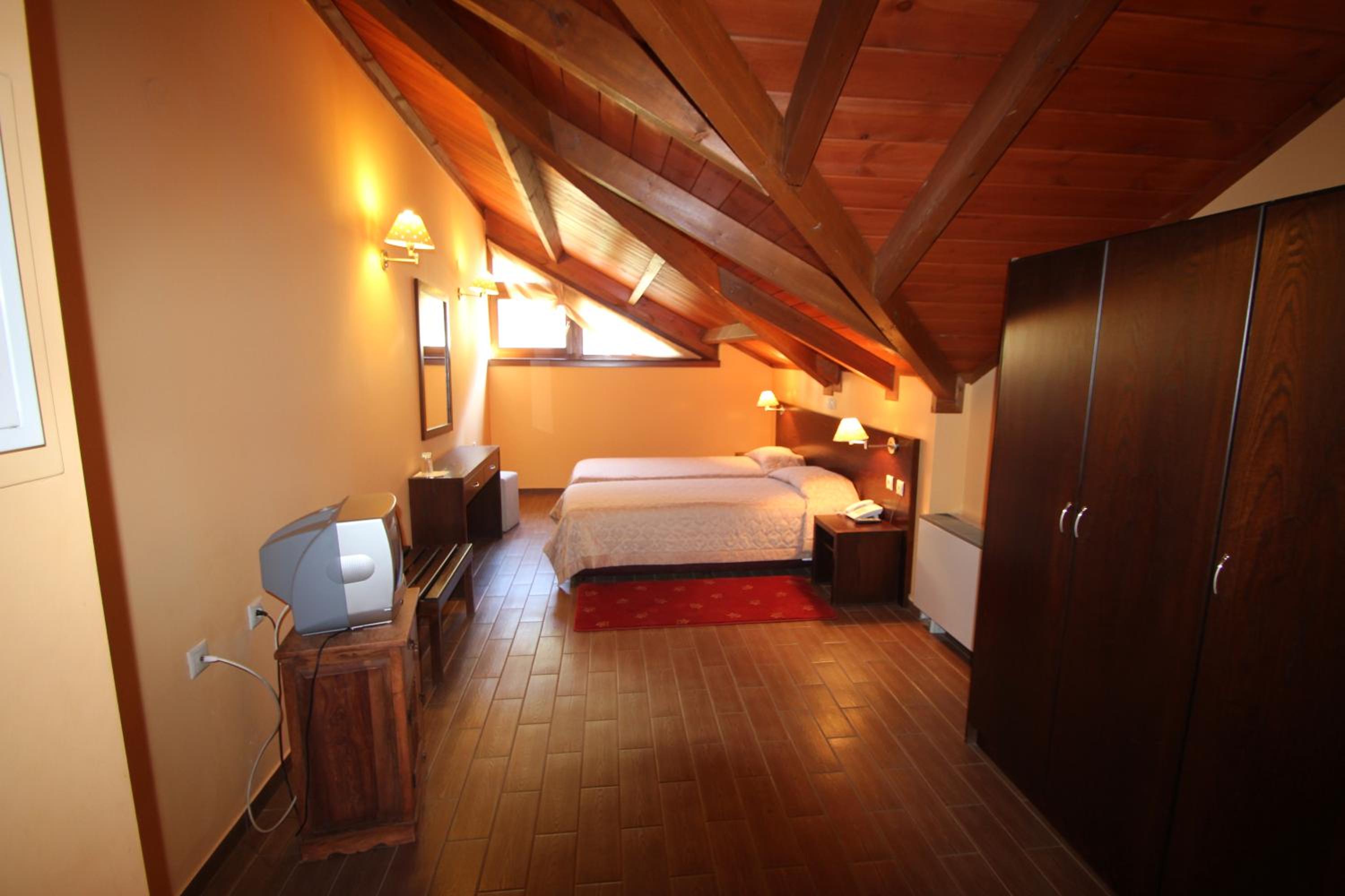 Family Junior Suite - Photo 15