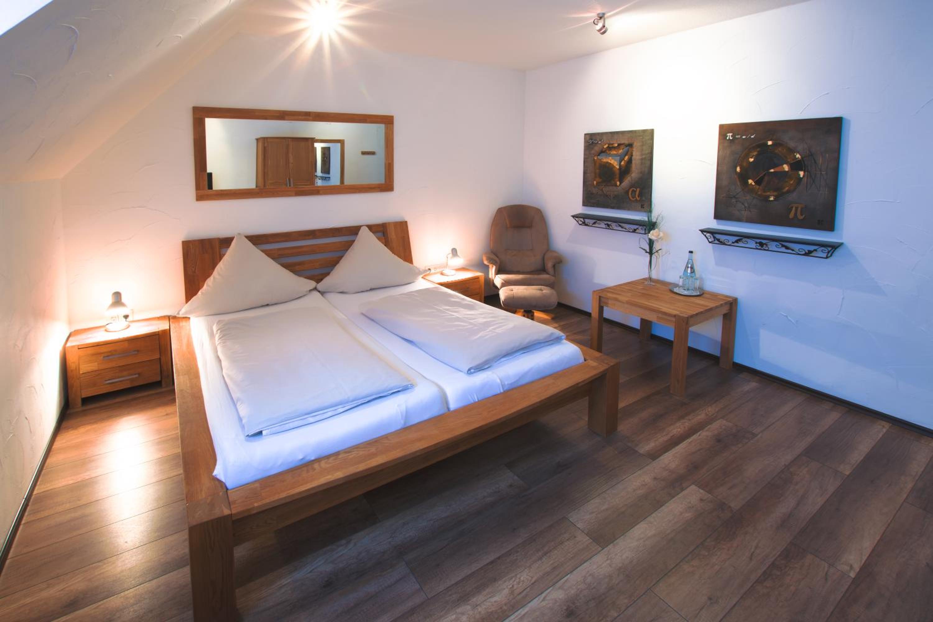 Twin Room - Photo 1