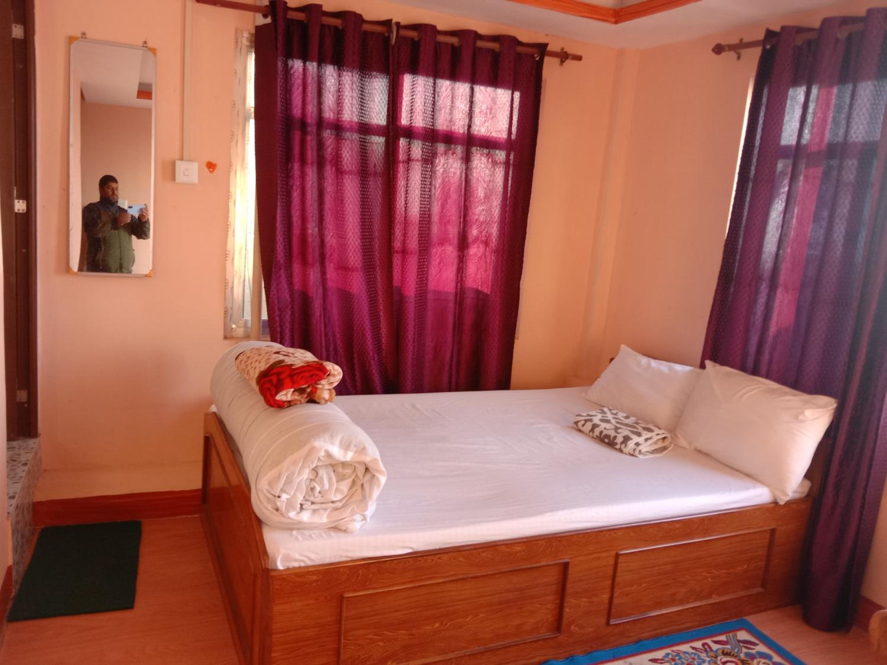 Deluxe Double or Twin Room photo 1