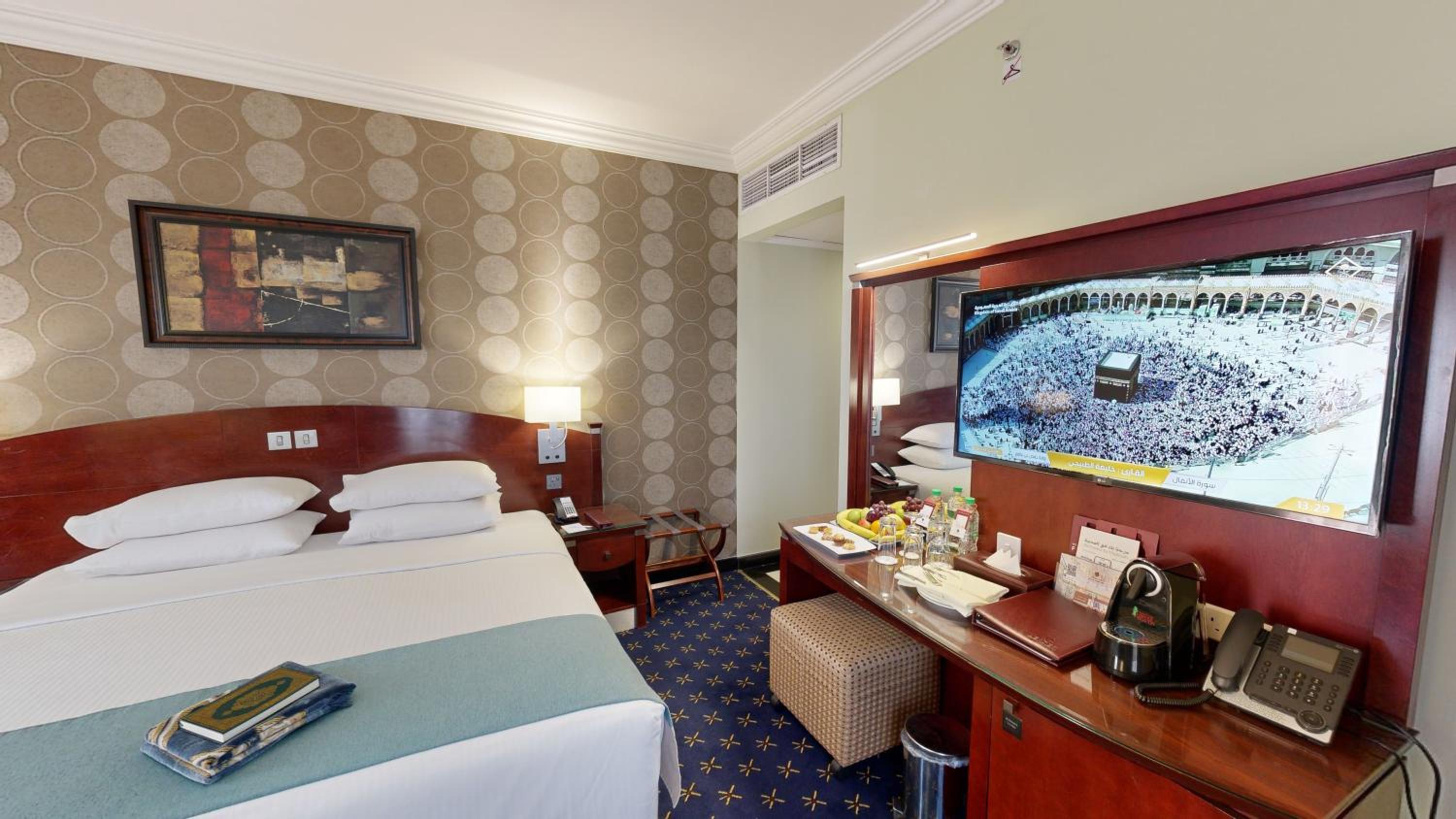 Double or Twin Room - Photo 4