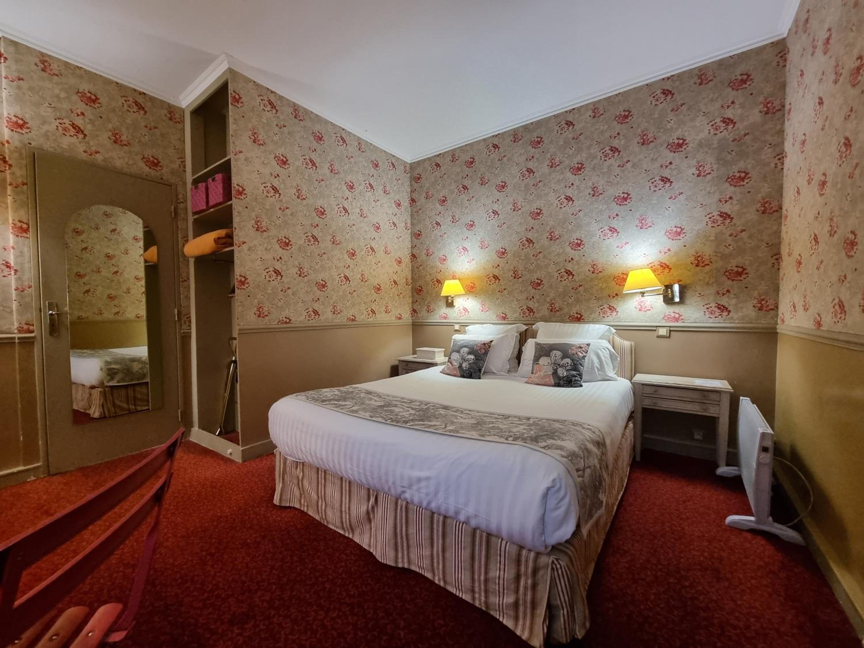 Suite with Terrace photo 3