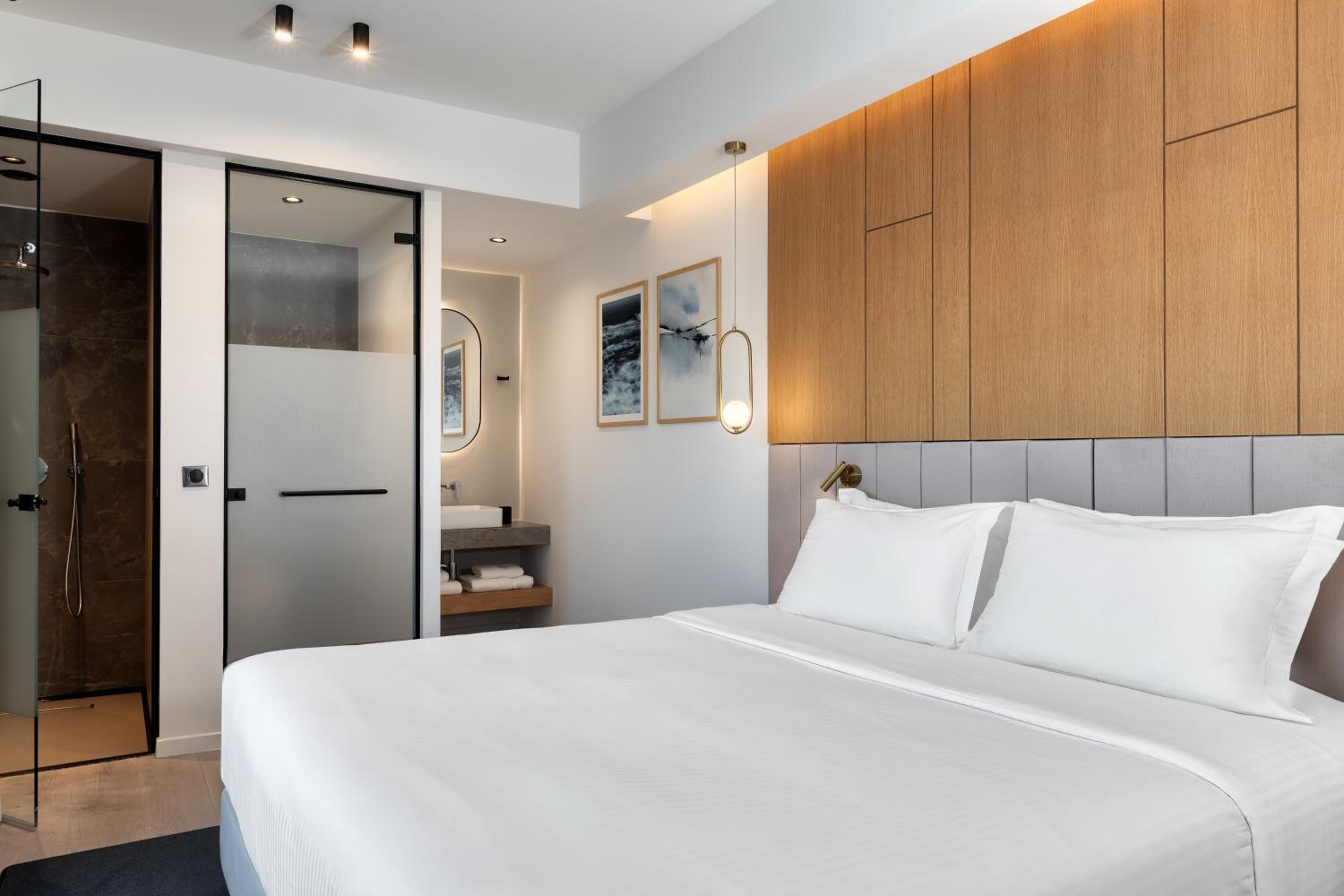 Deluxe King Room - View and Spa