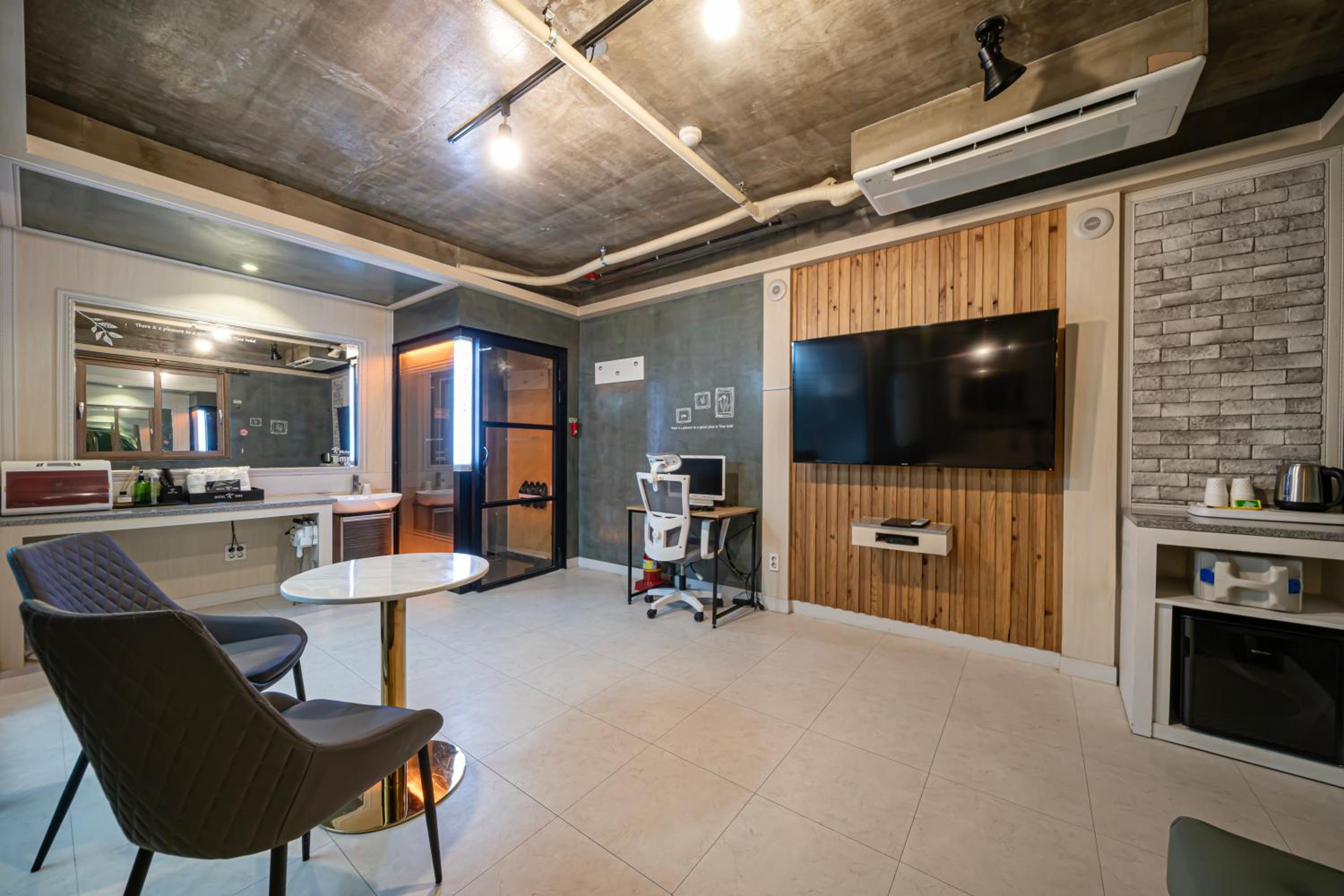 Double Room with Spa Bath