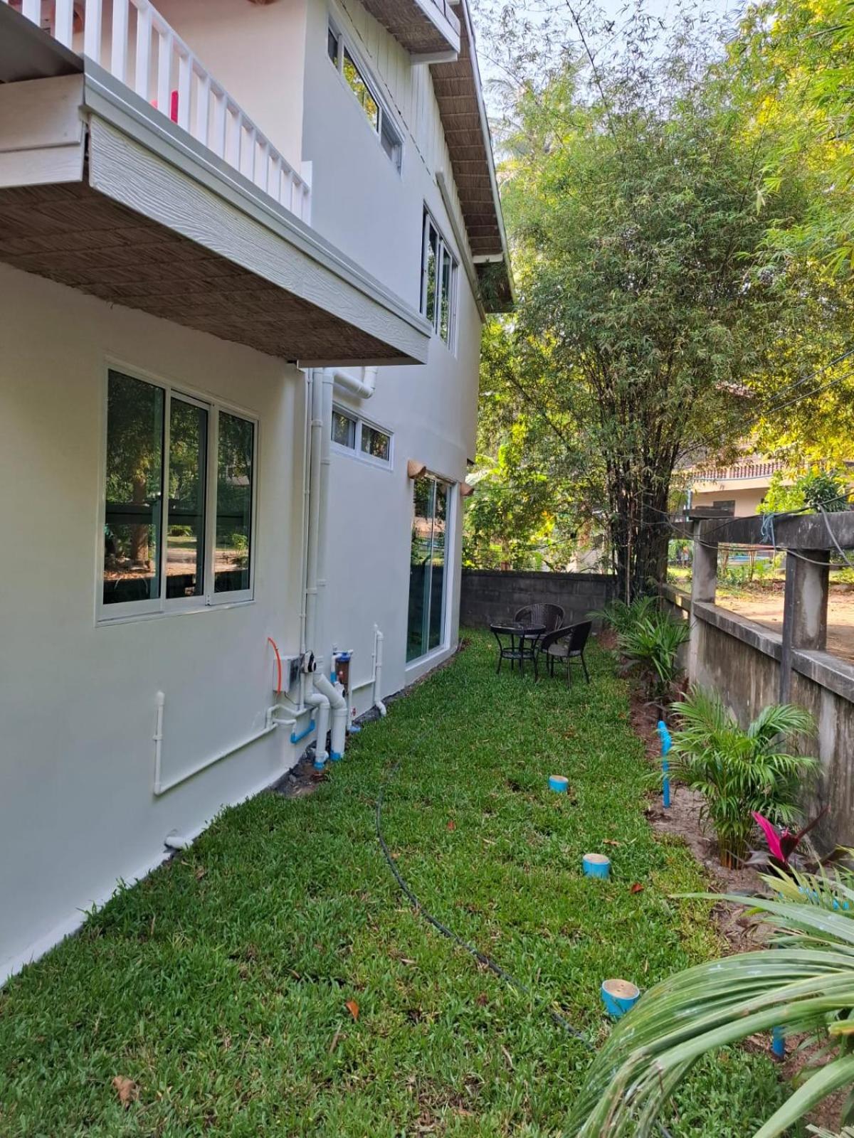 Apartment with Garden View