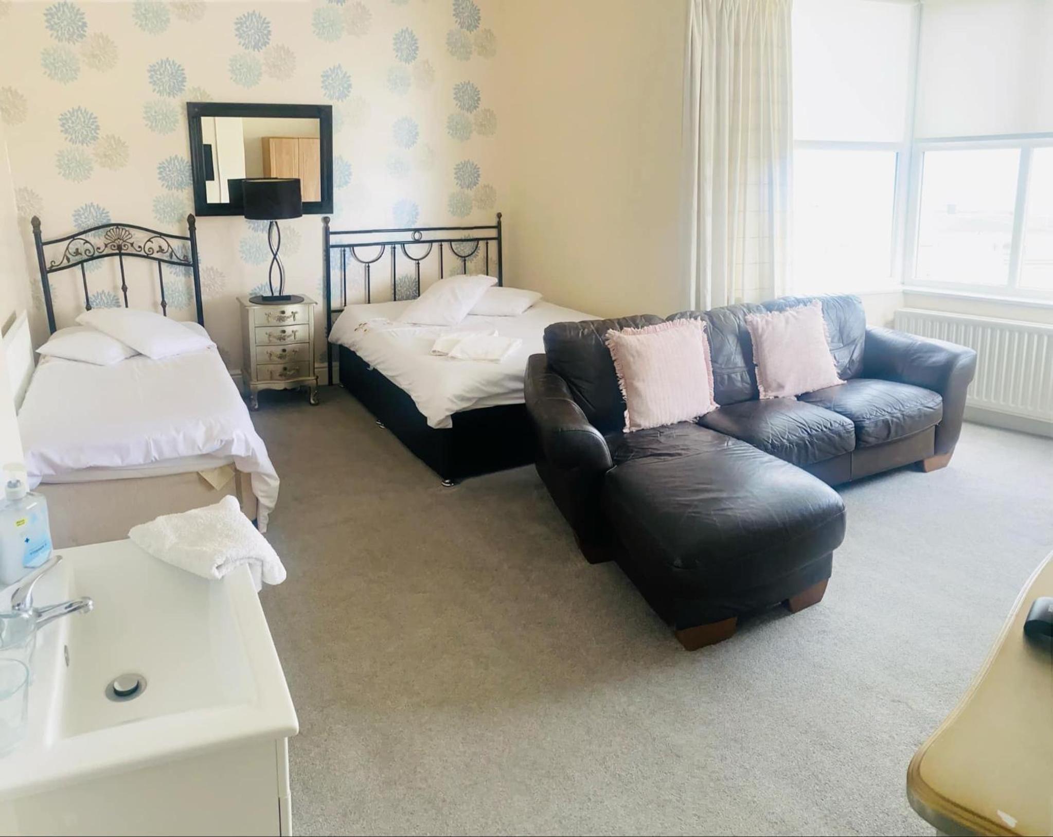 Double Room with Sea View photo 1