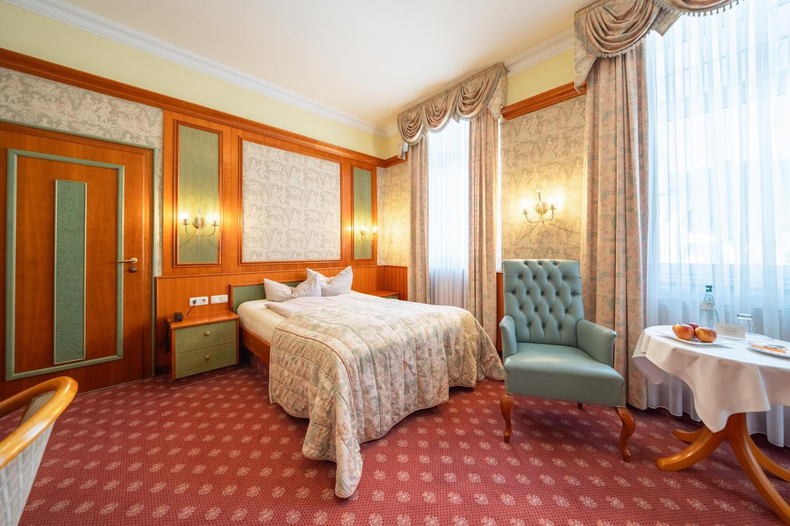 Small Double Room photo 2