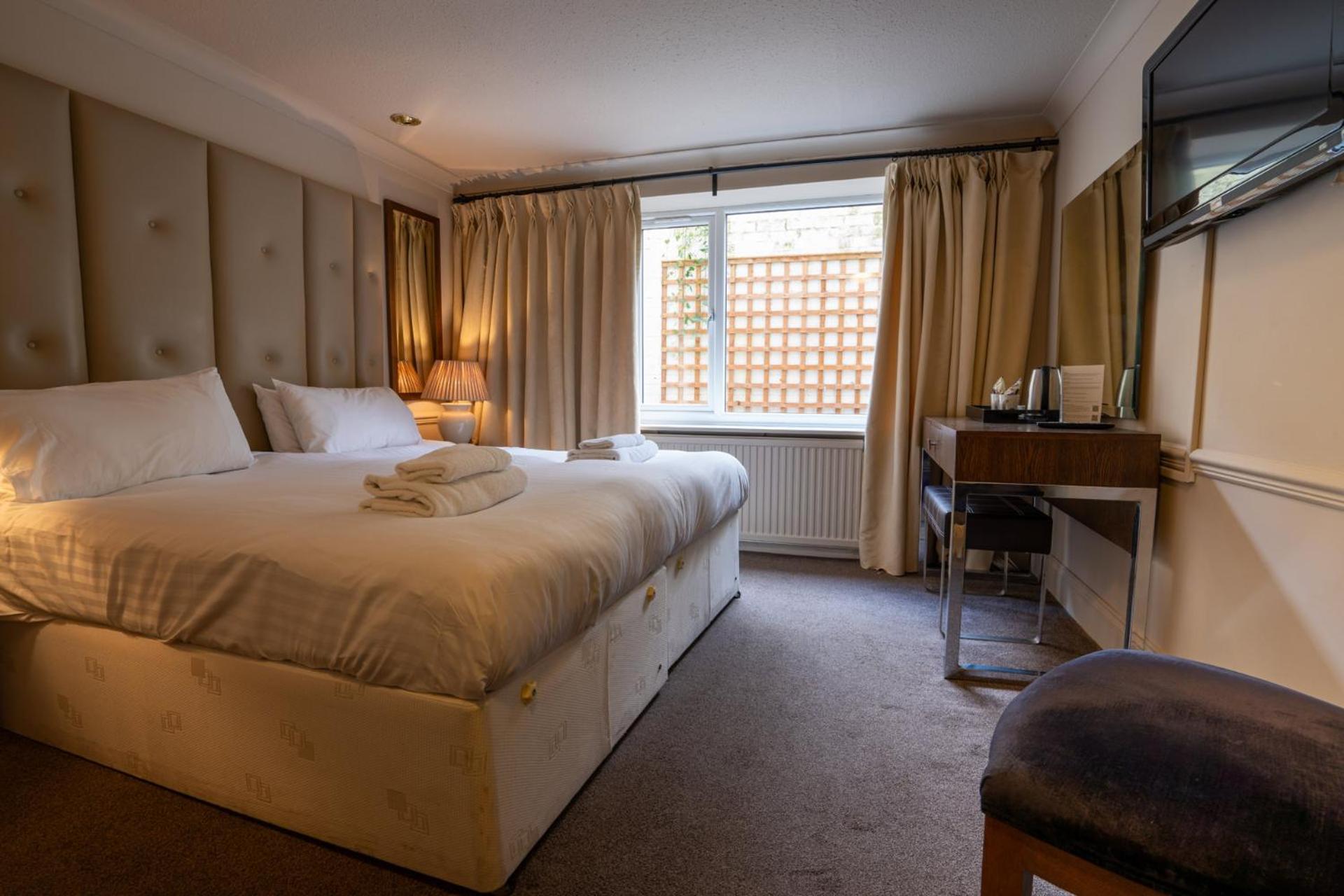 Economy Double Room- No View  - Photo 1