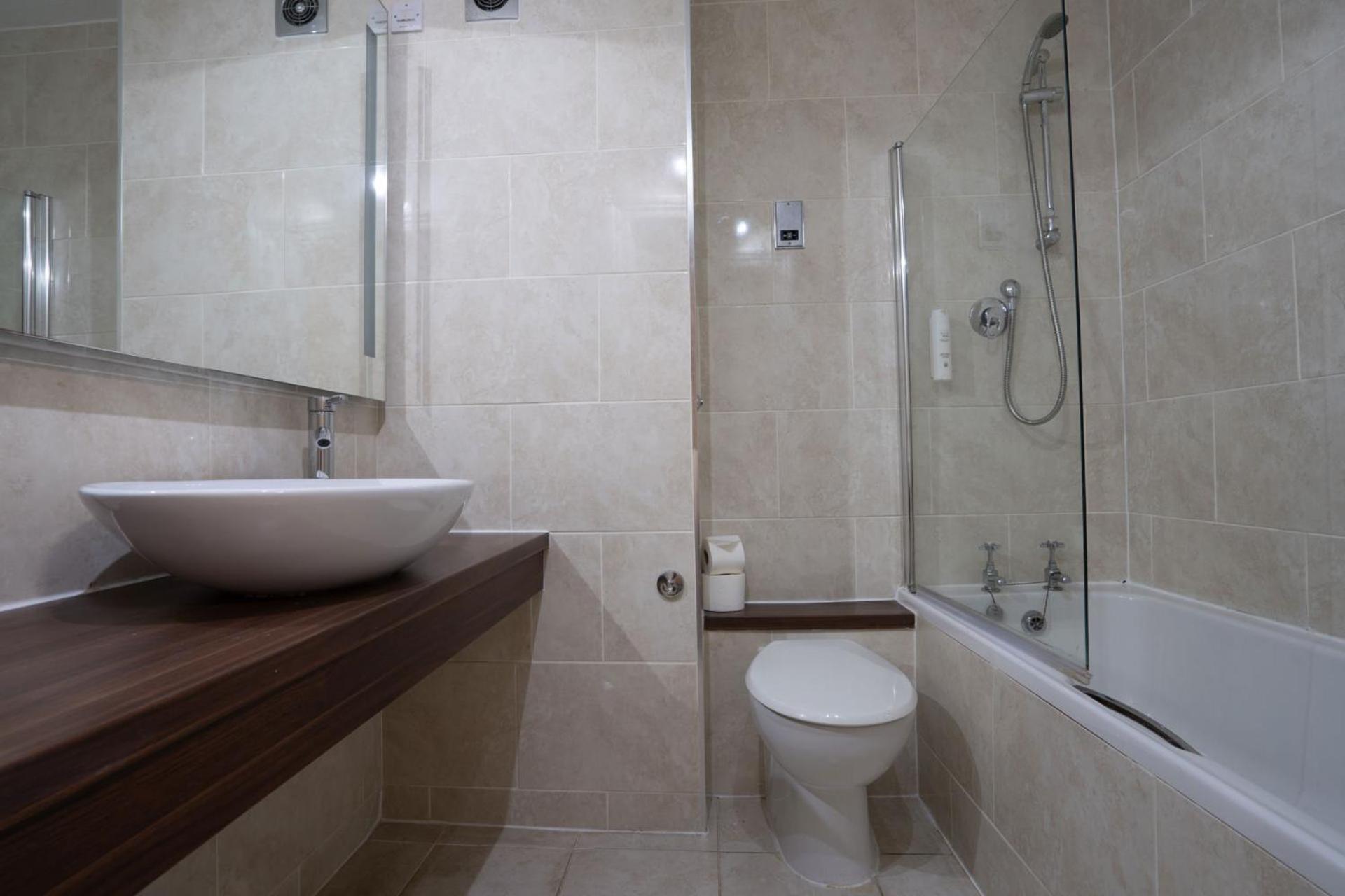 Economy Double Room- No View  - Photo 4
